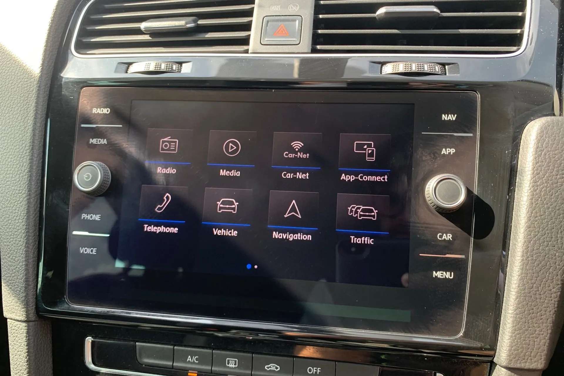 2018 VOLKSWAGEN GOLF 2018 VOLKSWAGEN GOLF