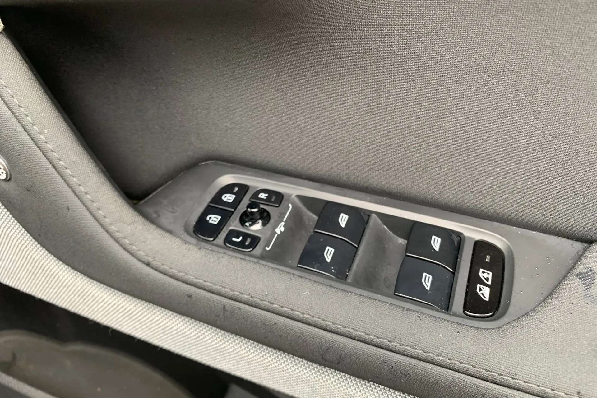 2021 POLESTAR 2 2021 POLESTAR 2