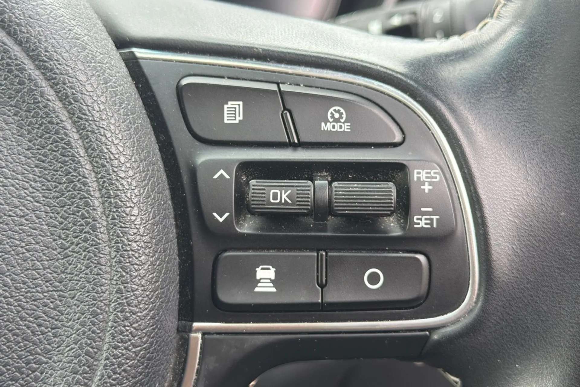 2021 KIA E-NIRO 2021 KIA E-NIRO