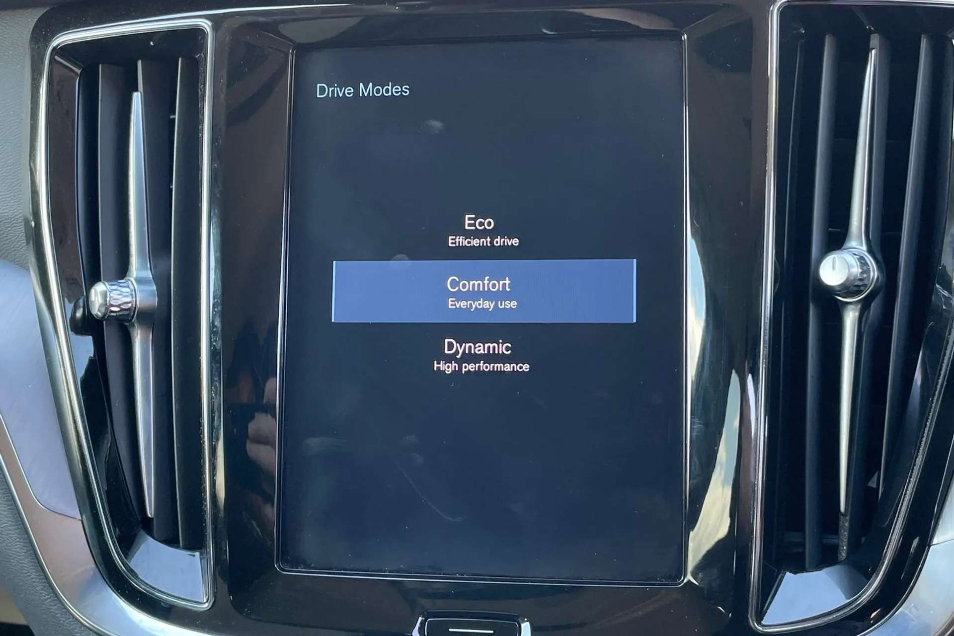2018 VOLVO V60 2018 VOLVO V60