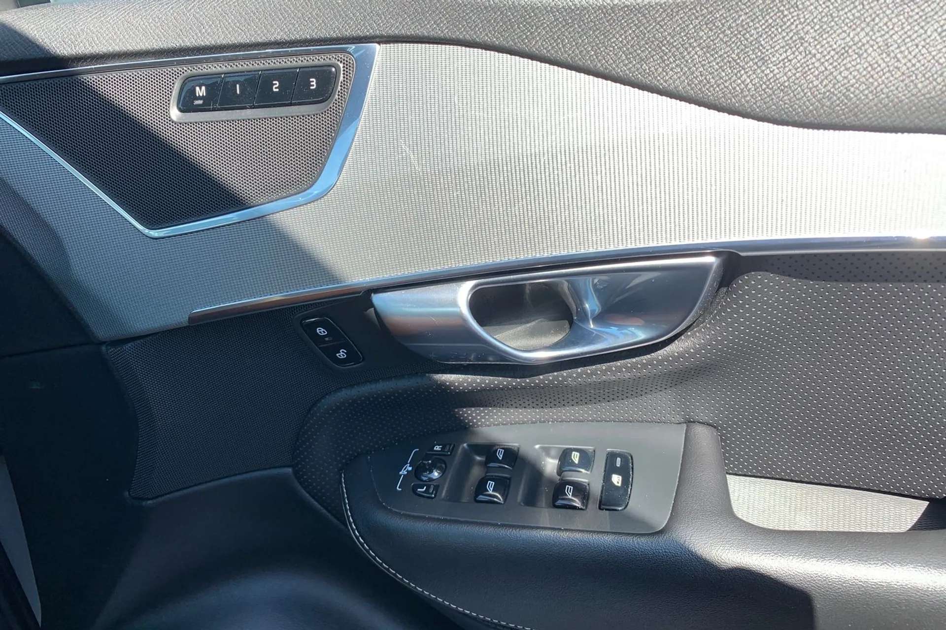 2017 VOLVO XC90 2017 VOLVO XC90