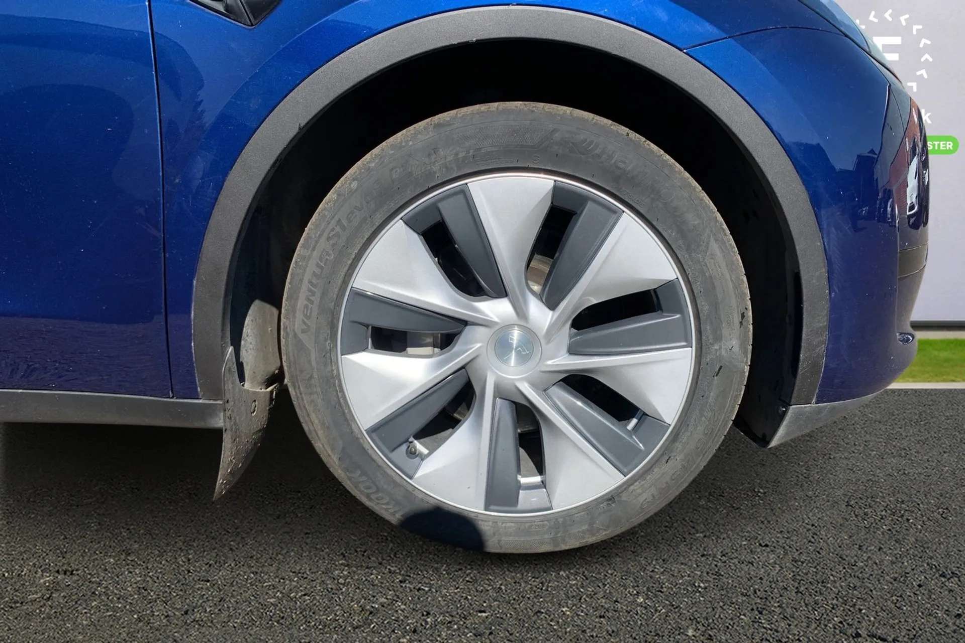 2023 TESLA MODEL Y 2023 TESLA MODEL Y