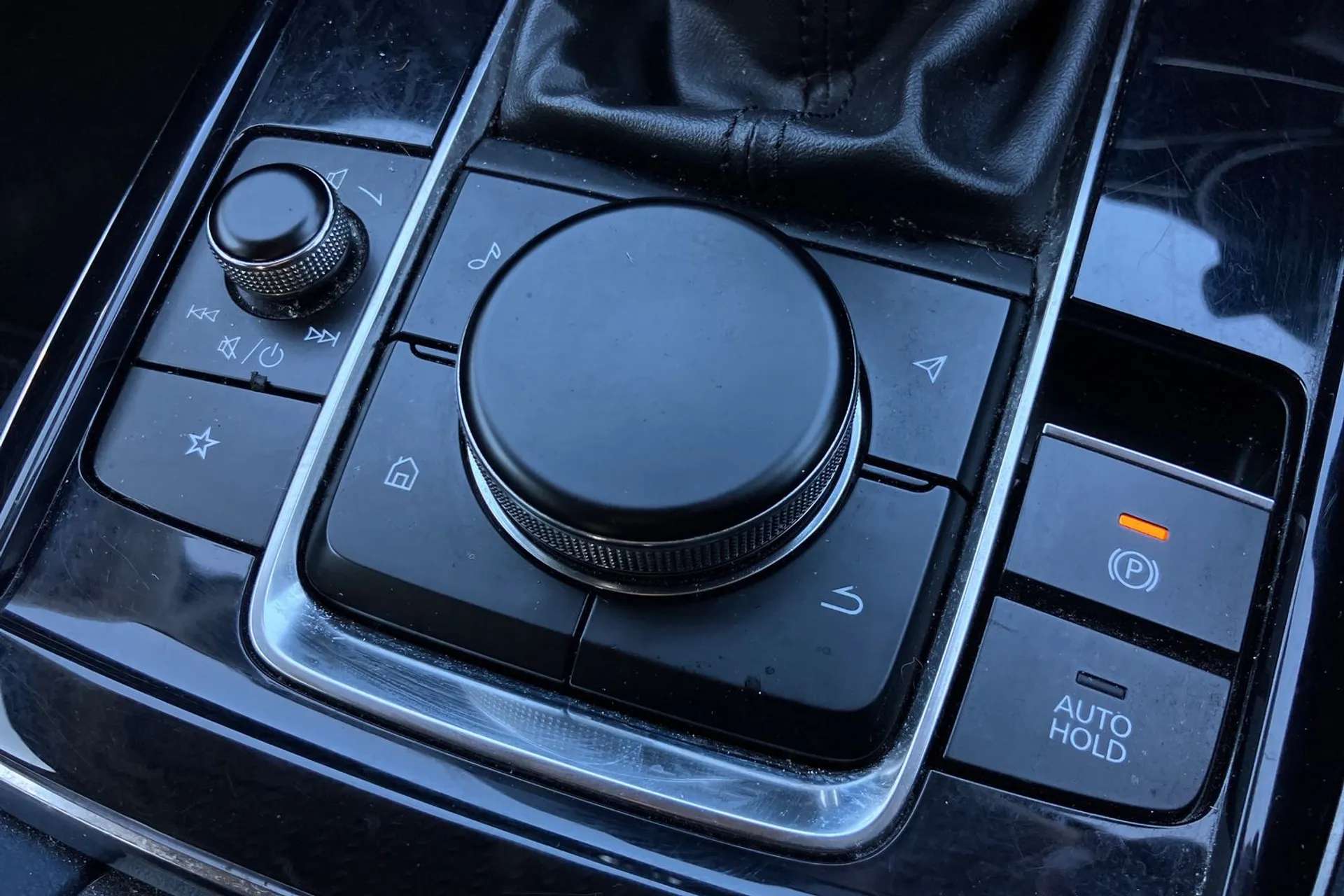 2020 MAZDA CX-30 2020 MAZDA CX-30