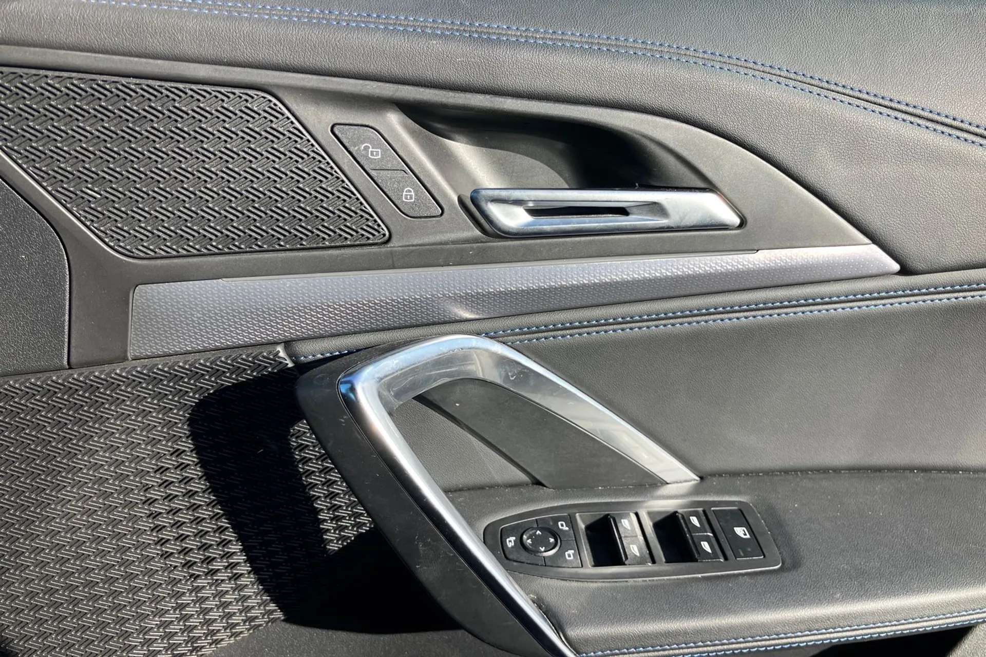 2023 BMW IX1 2023 BMW IX1