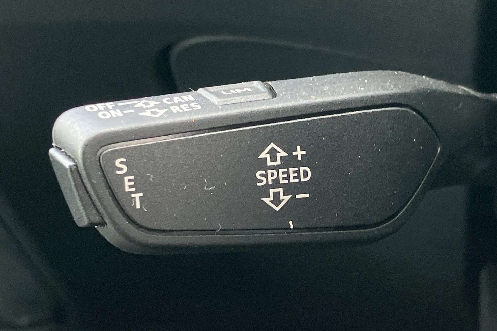 2023 AUDI TT 2023 AUDI TT