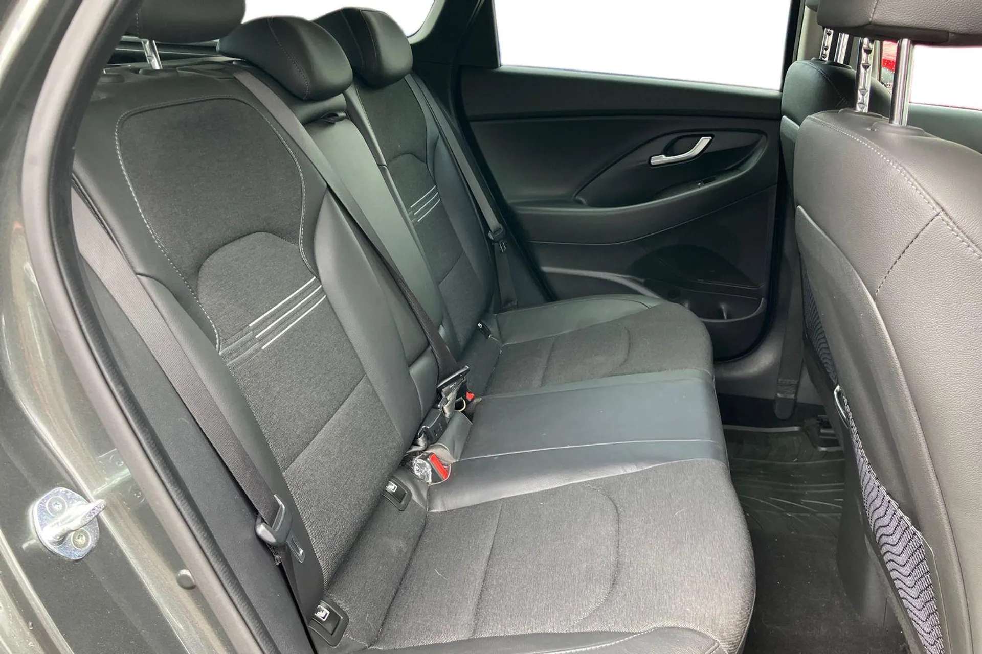 2021 HYUNDAI I30 2021 HYUNDAI I30