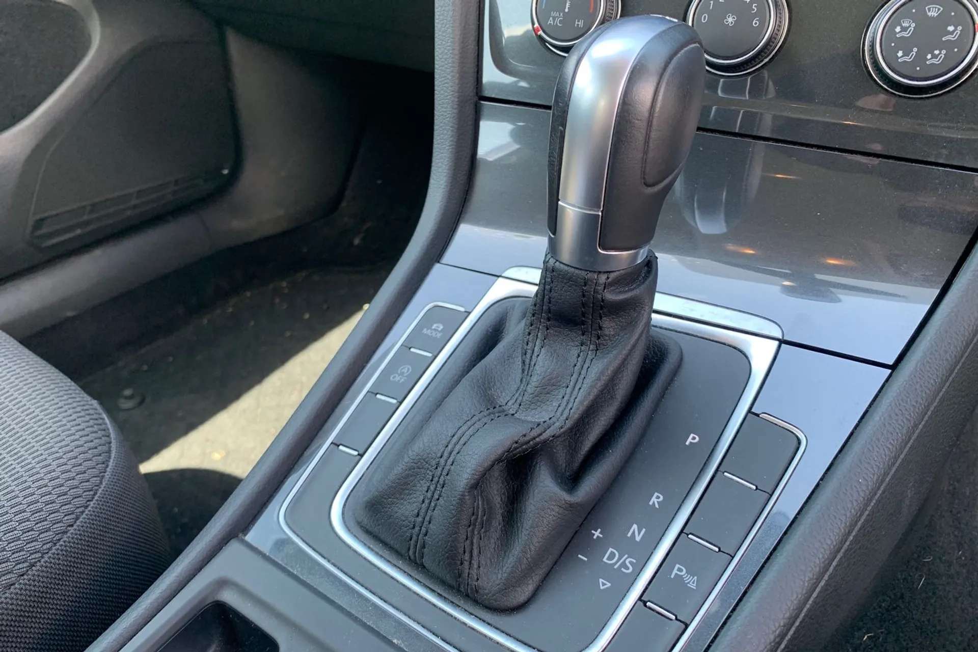 2018 VOLKSWAGEN GOLF 2018 VOLKSWAGEN GOLF