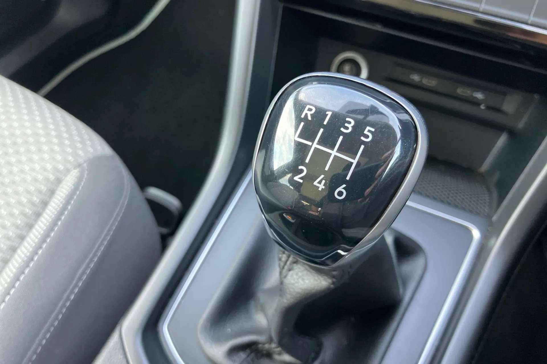 2021 VOLKSWAGEN TOURAN 2021 VOLKSWAGEN TOURAN