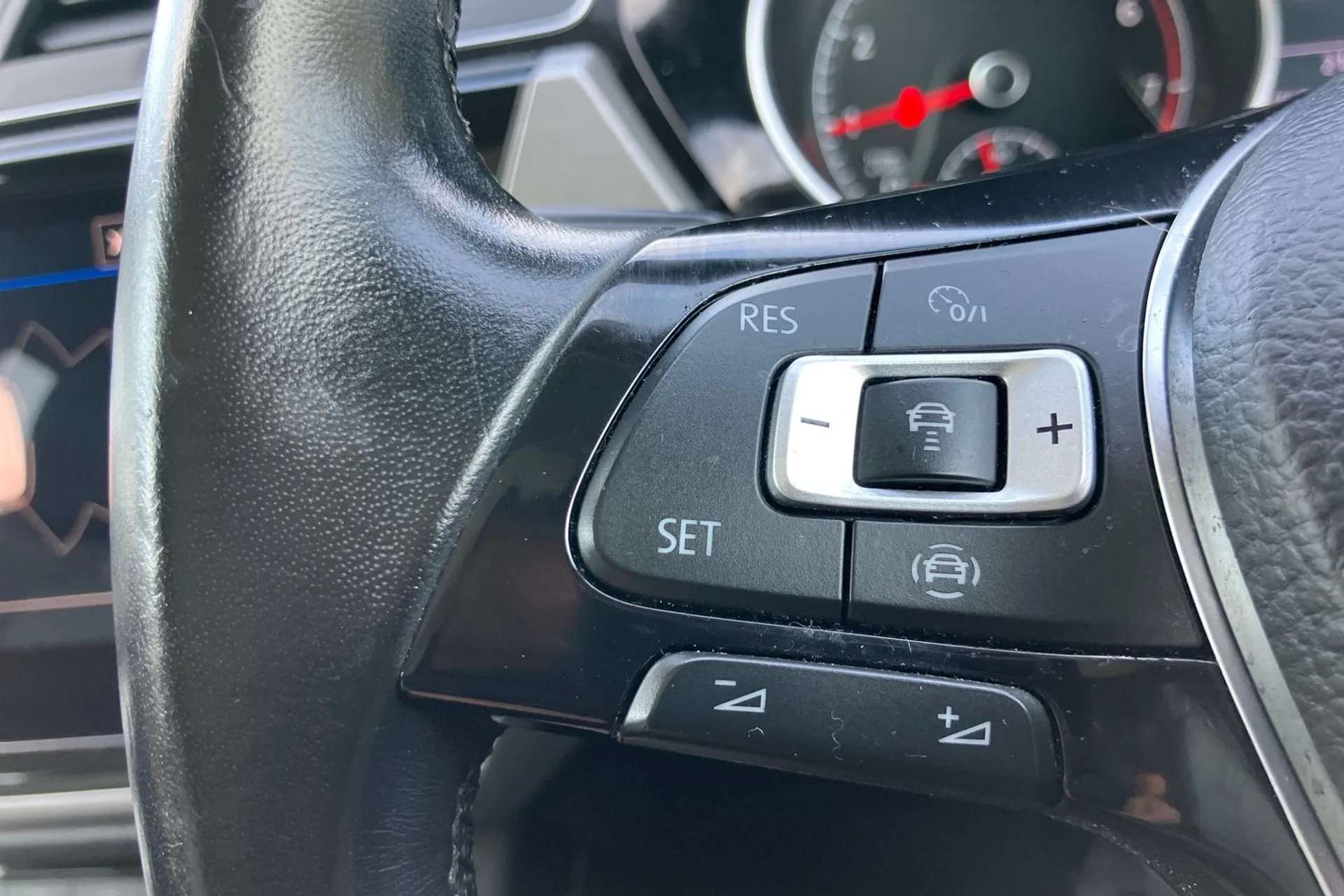 2021 VOLKSWAGEN TOURAN 2021 VOLKSWAGEN TOURAN
