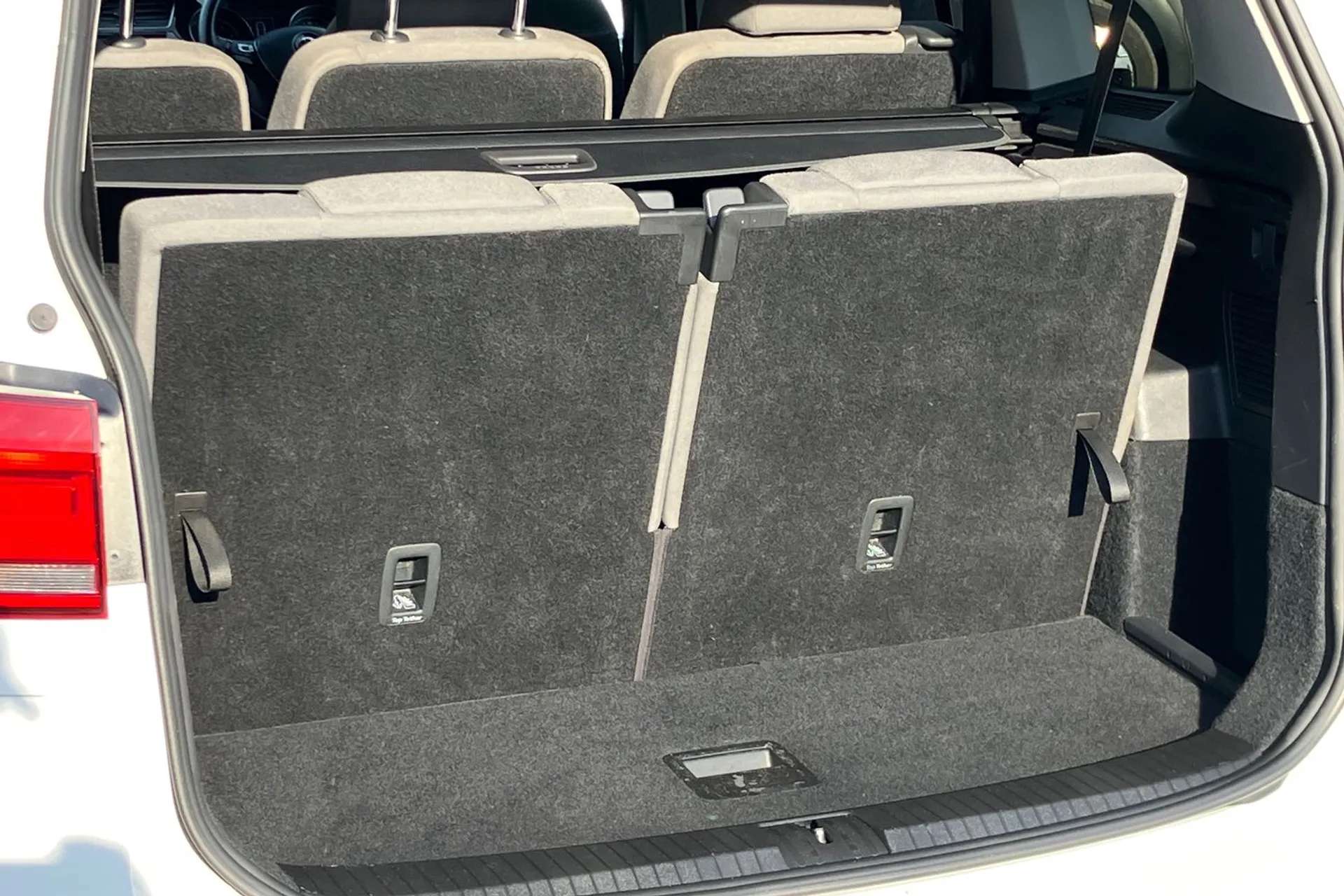 2021 VOLKSWAGEN TOURAN 2021 VOLKSWAGEN TOURAN