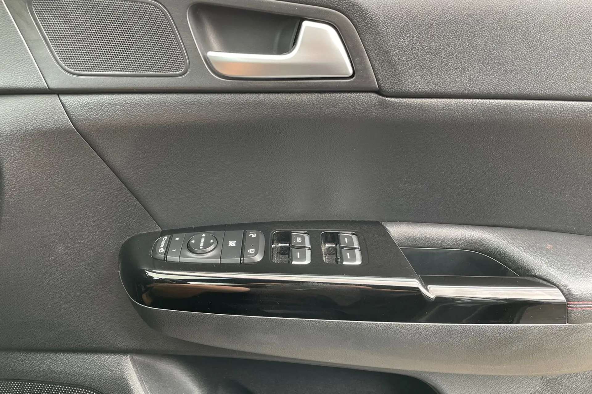 2019 KIA SPORTAGE 2019 KIA SPORTAGE