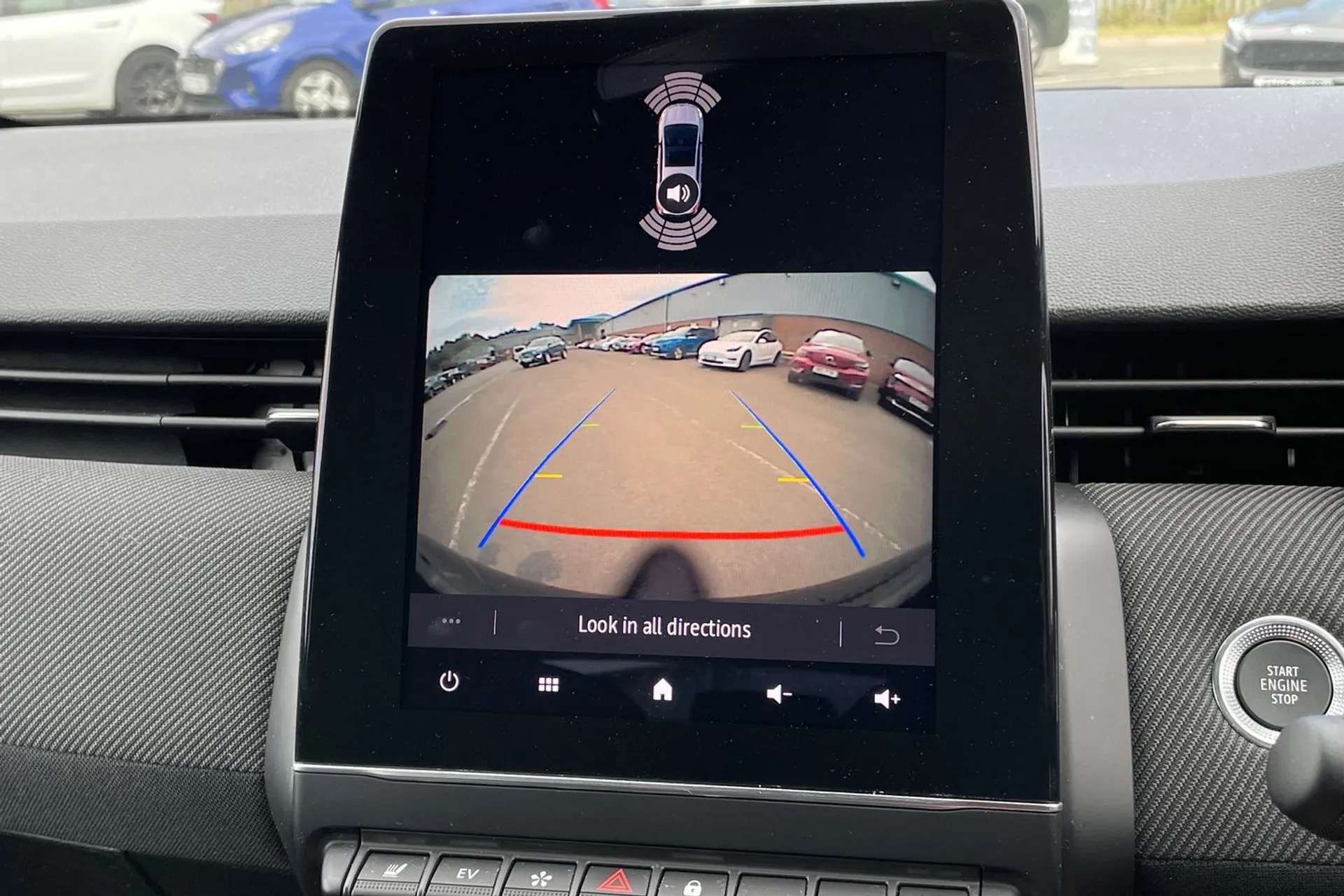 2025 RENAULT CLIO 2025 RENAULT CLIO