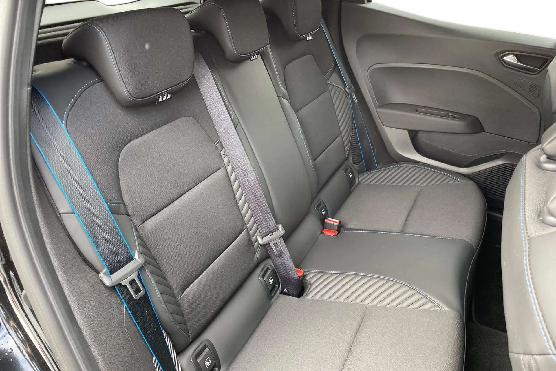 2025 RENAULT CLIO 2025 RENAULT CLIO