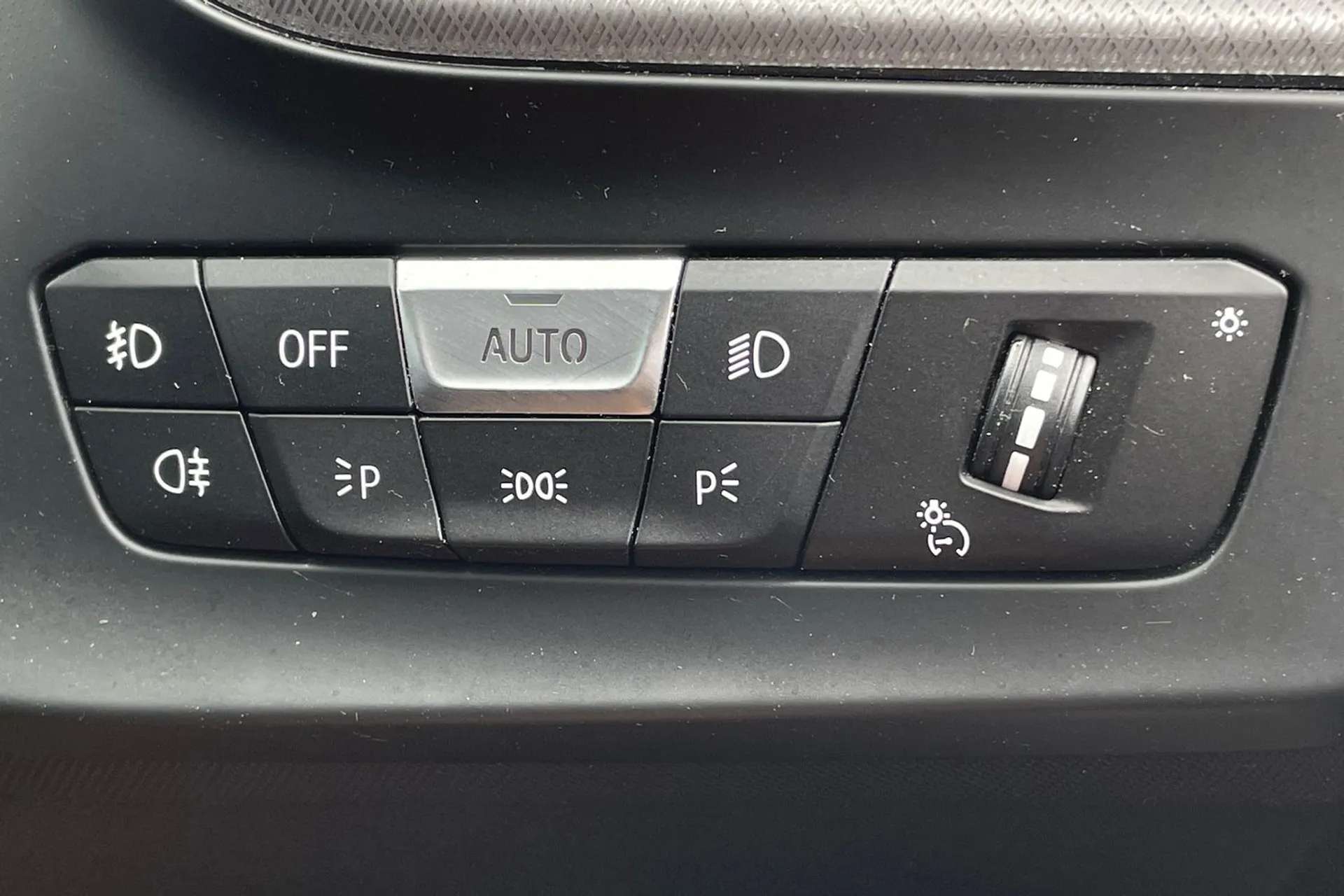 2021 BMW 2 SERIES 2021 BMW 2 SERIES