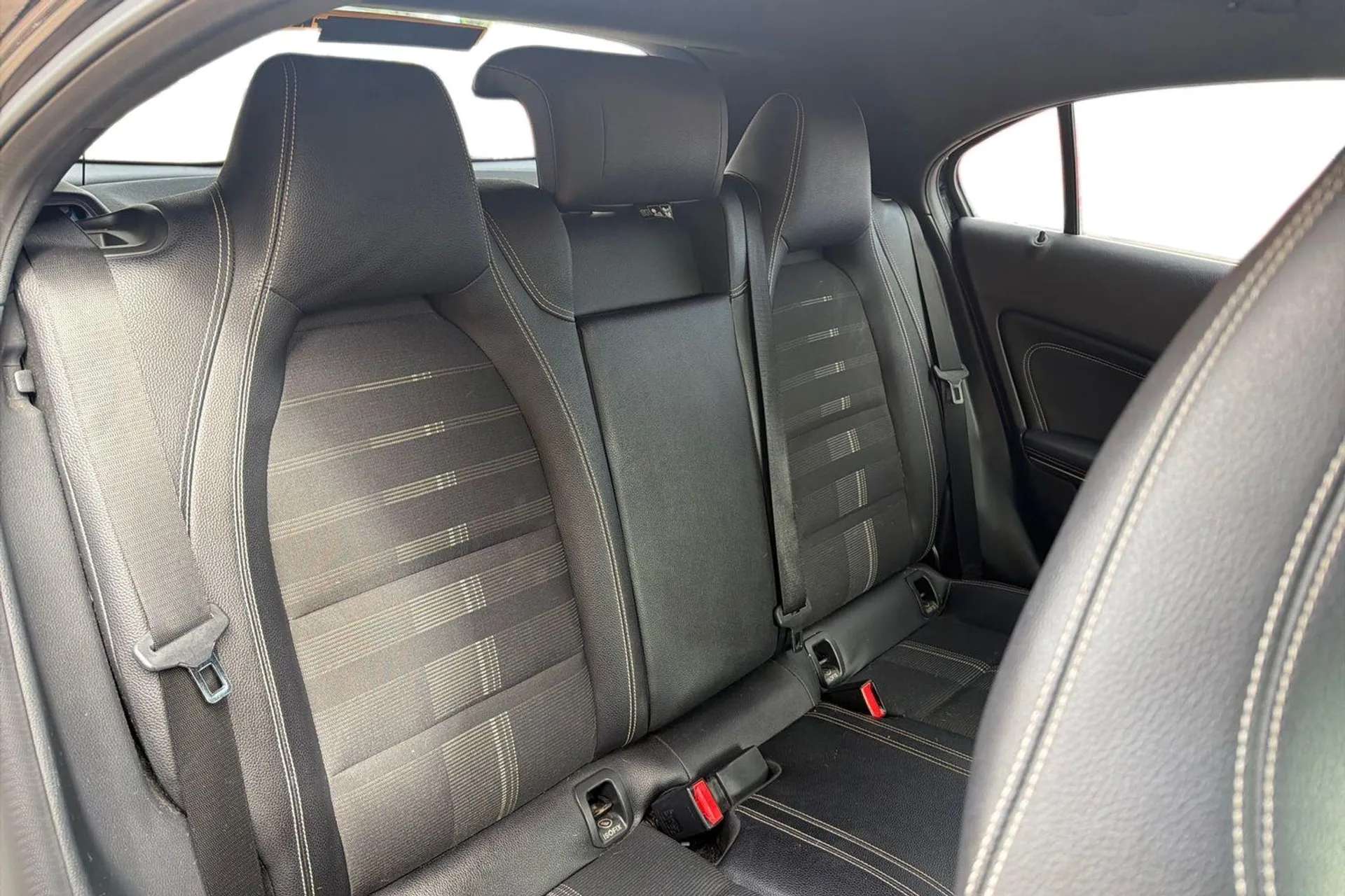 2018 MERCEDES-BENZ A CLASS 2018 MERCEDES-BENZ A CLASS