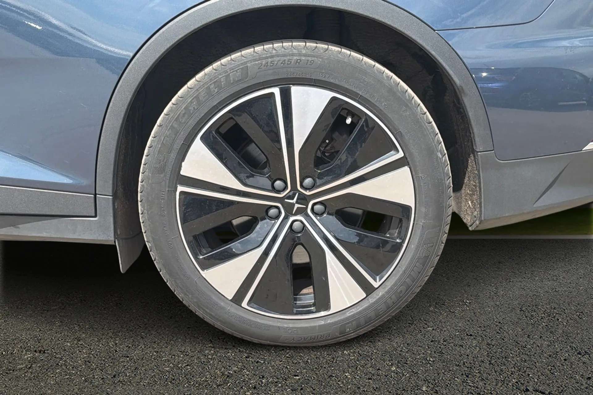 2023 POLESTAR 2 2023 POLESTAR 2