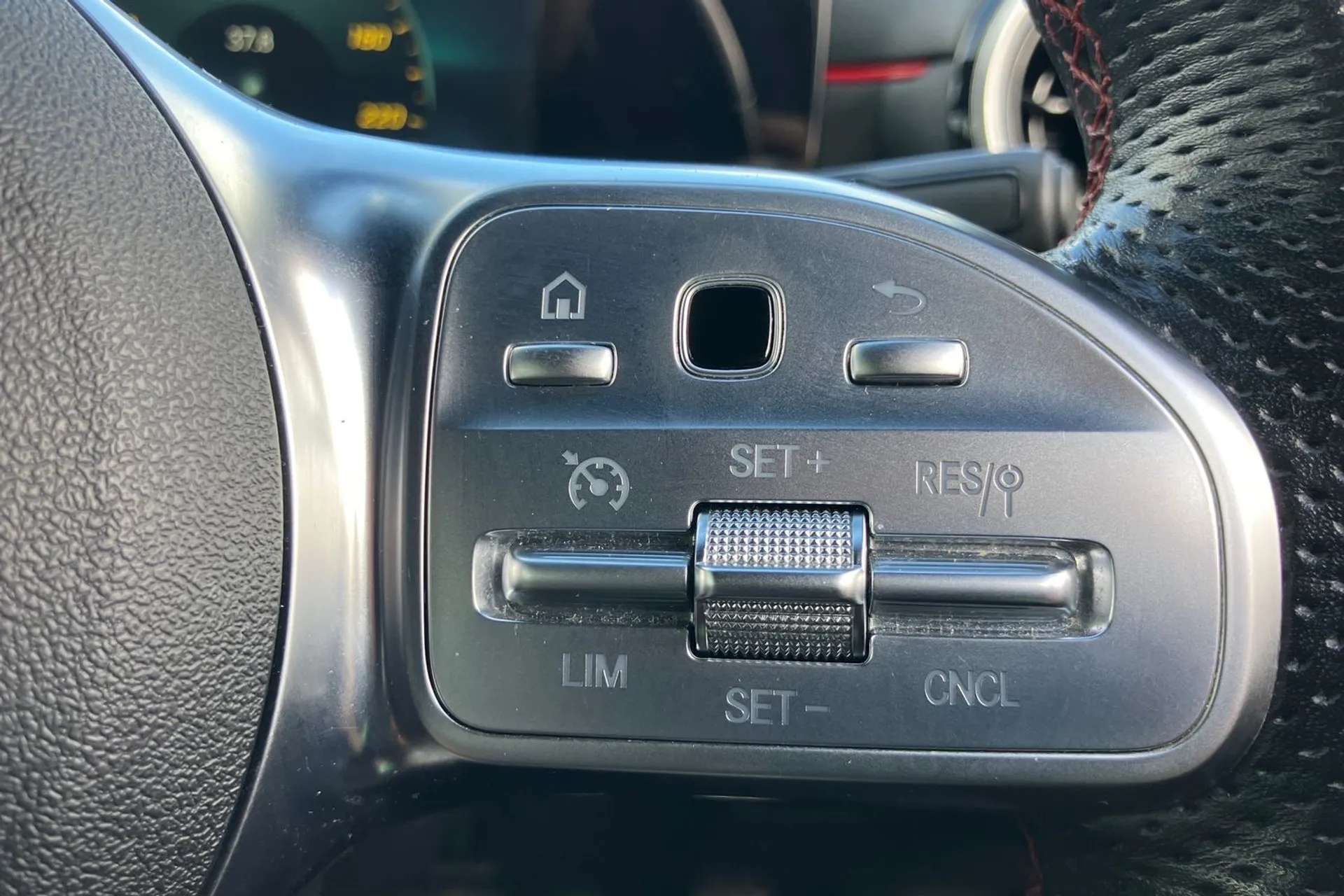 2019 MERCEDES-BENZ A CLASS 2019 MERCEDES-BENZ A CLASS