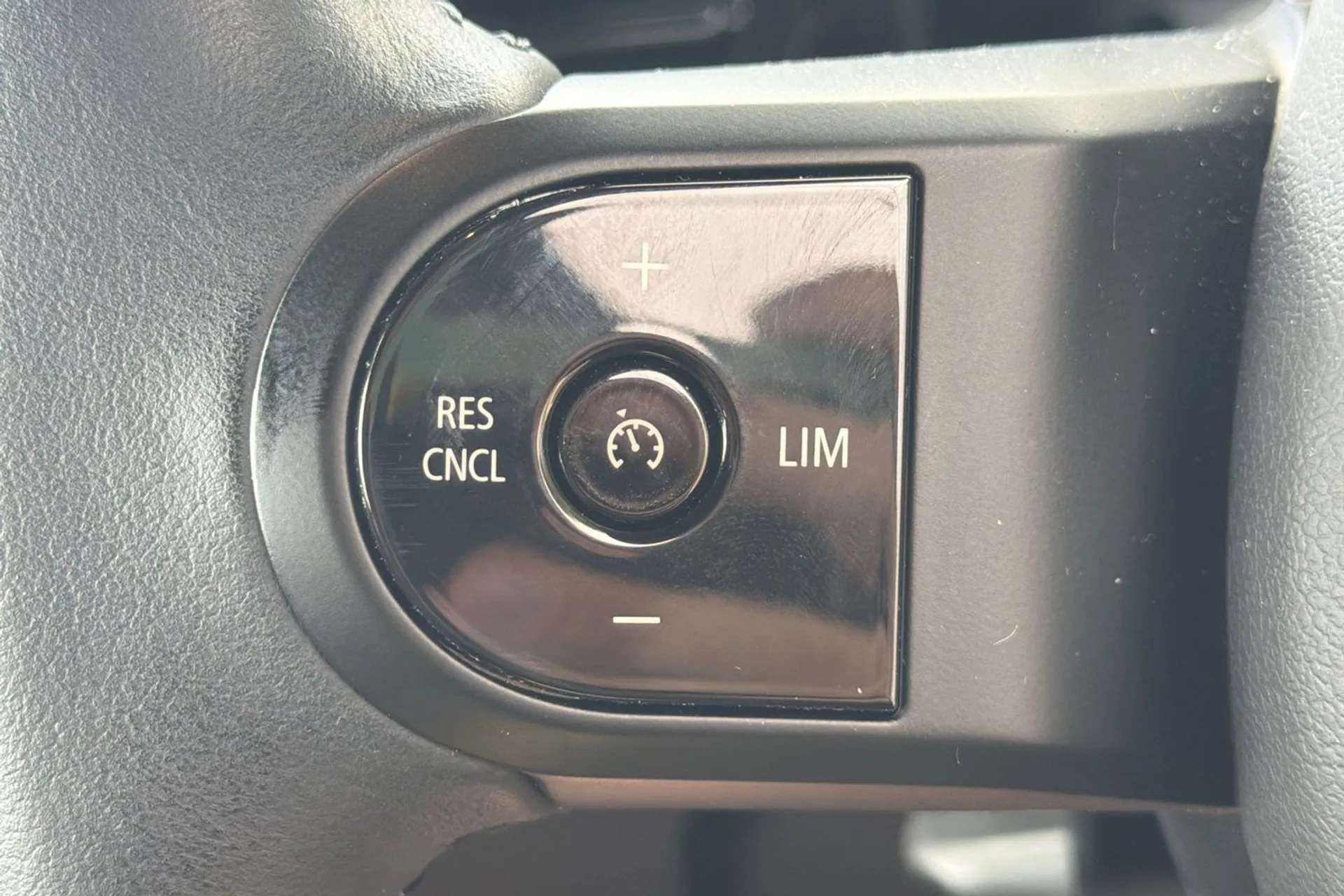 2023 MINI CLUBMAN 2023 MINI CLUBMAN