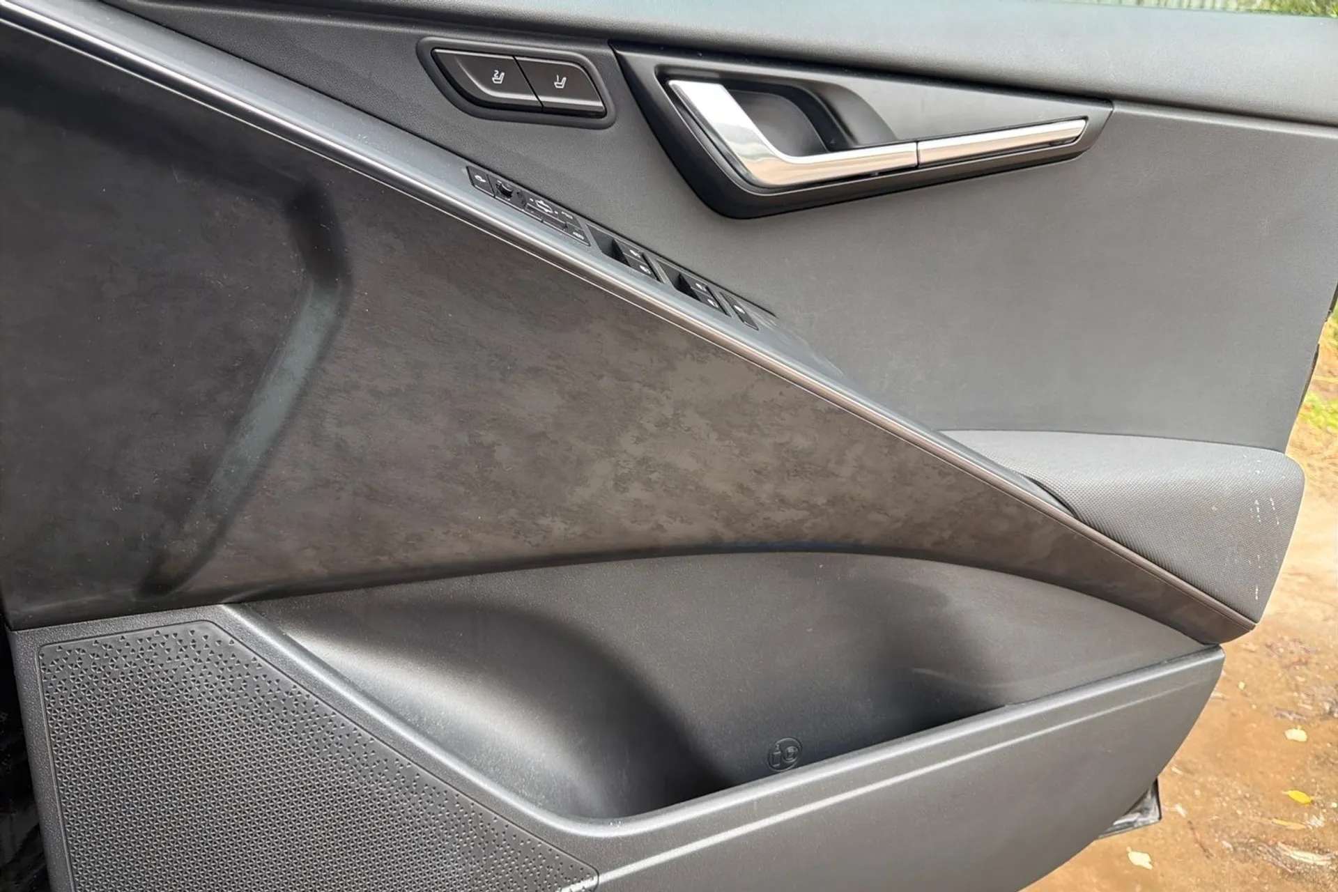 2023 KIA NIRO 2023 KIA NIRO