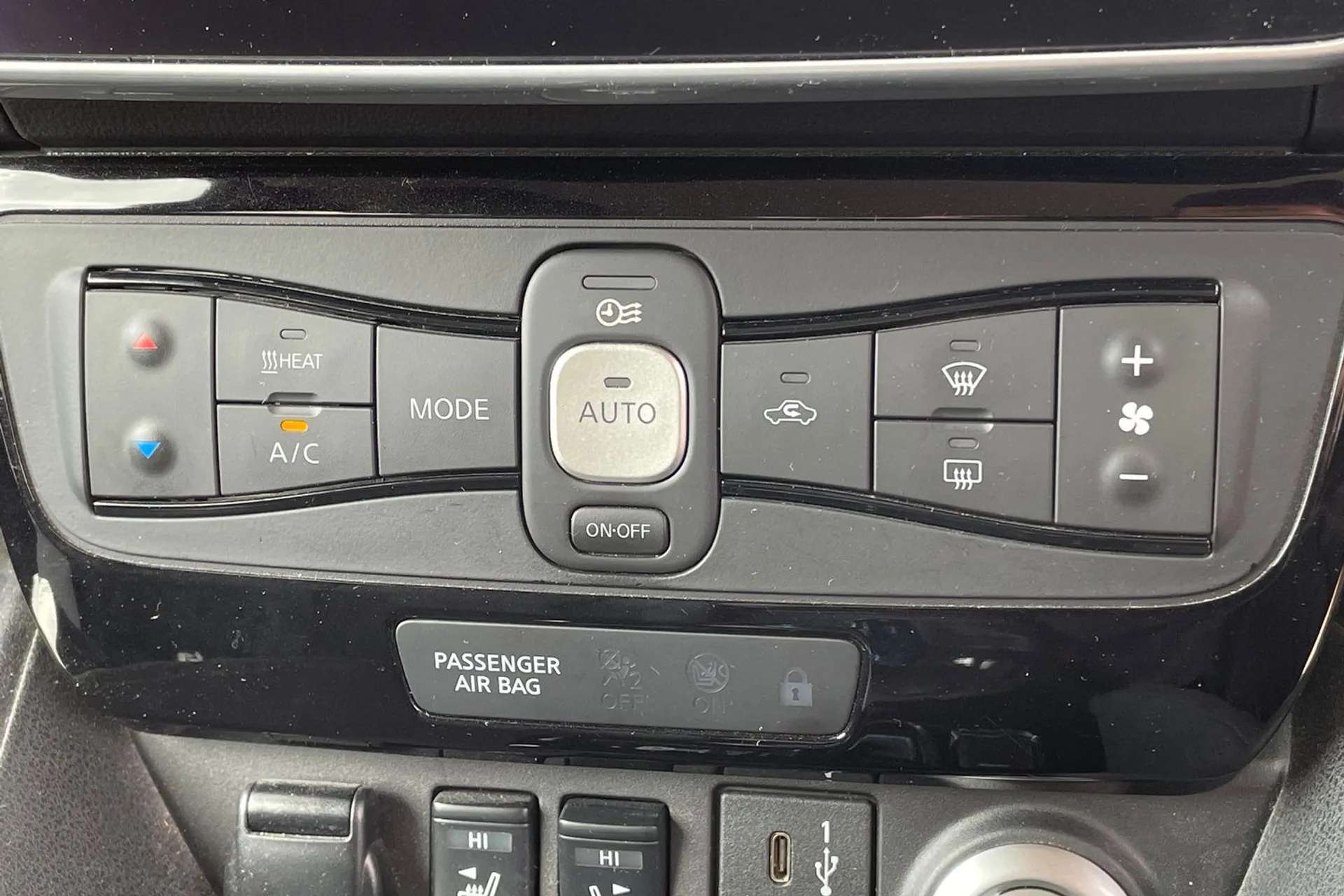 2021 NISSAN LEAF 2021 NISSAN LEAF