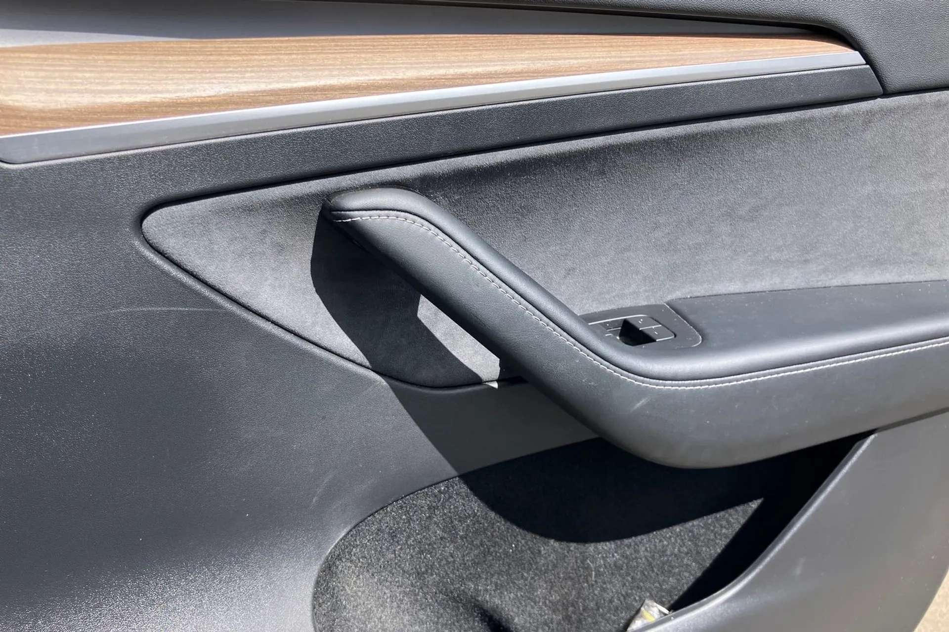 2024 TESLA MODEL Y 2024 TESLA MODEL Y