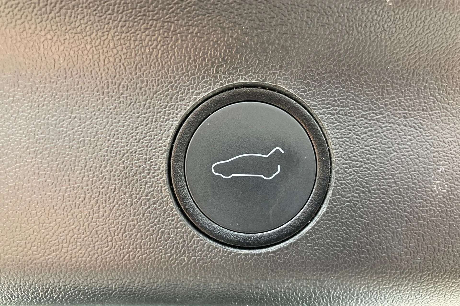 2024 TESLA MODEL Y 2024 TESLA MODEL Y