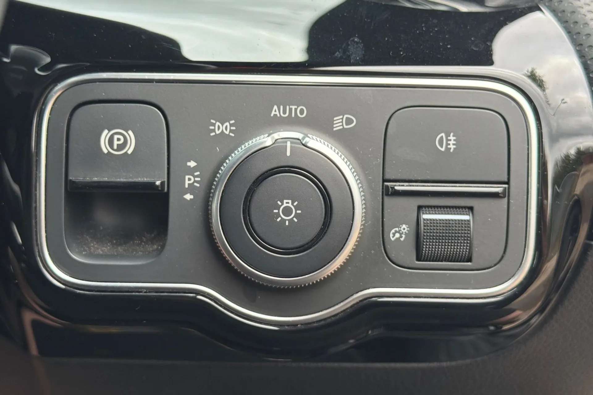 2019 MERCEDES-BENZ A CLASS 2019 MERCEDES-BENZ A CLASS