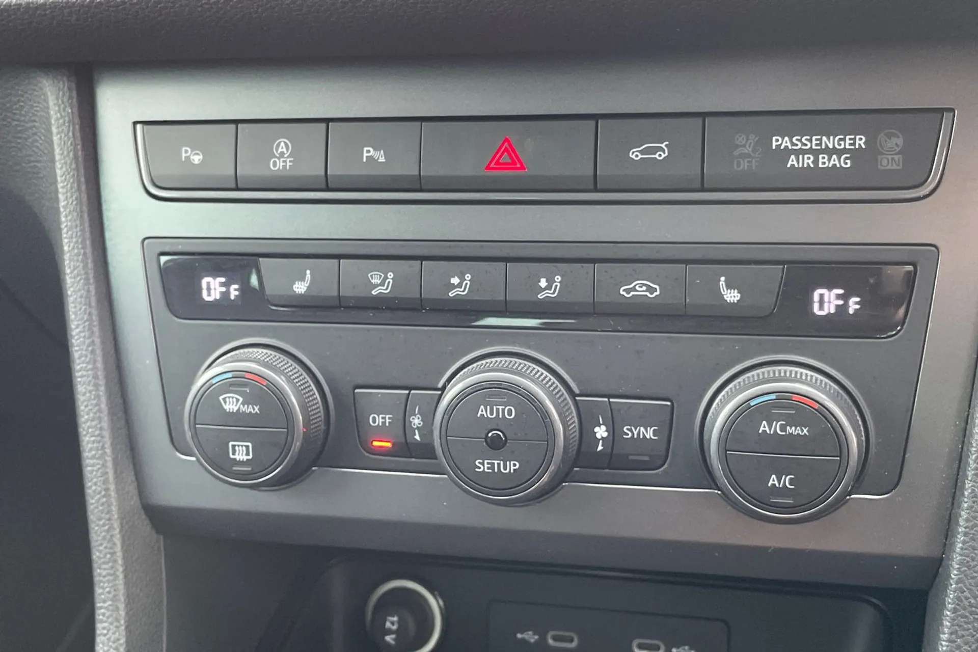 2023 CUPRA ATECA 2023 CUPRA ATECA