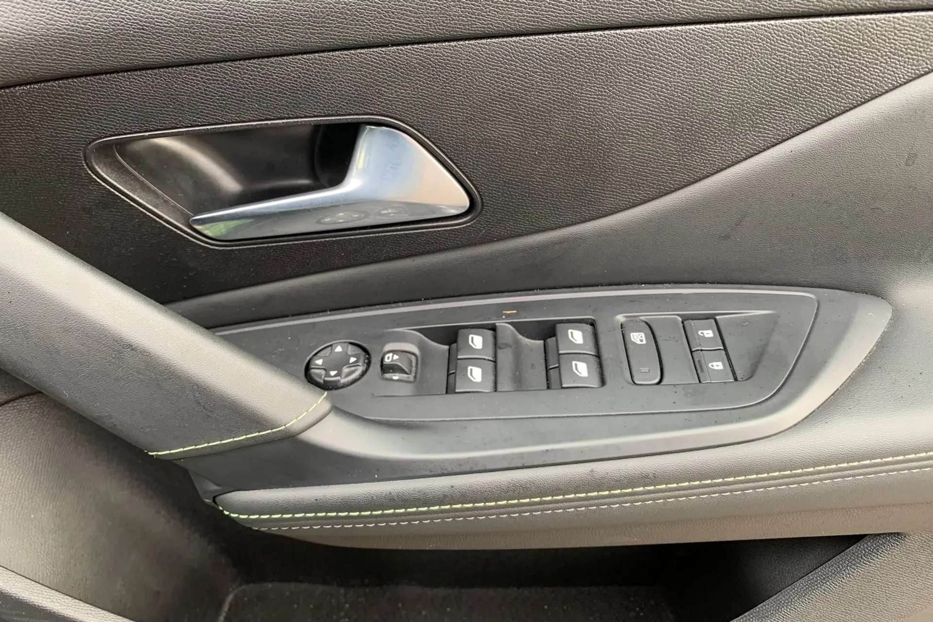 2024 PEUGEOT 308 2024 PEUGEOT 308