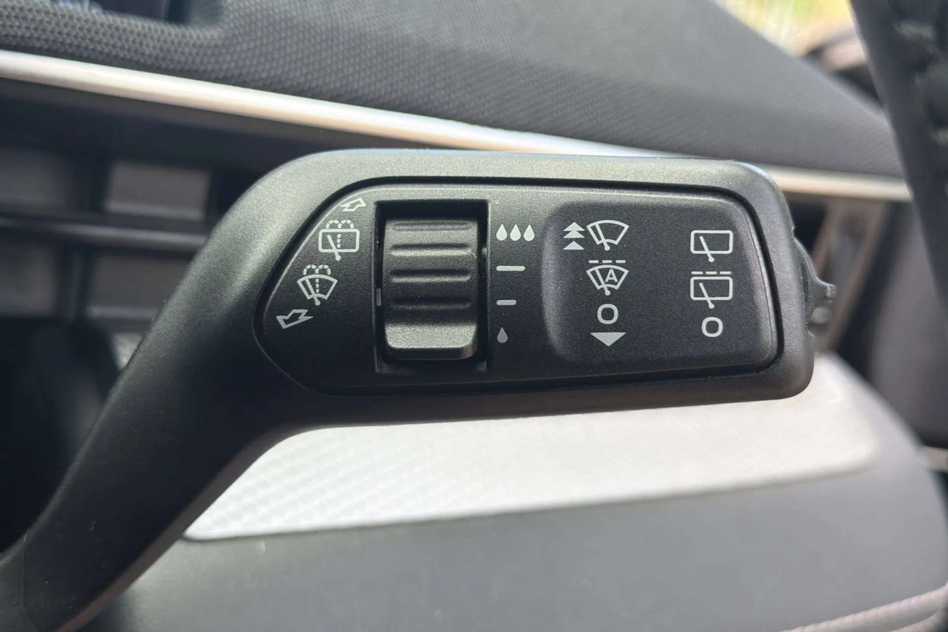 2021 FORD MUSTANG MACH-E 2021 FORD MUSTANG MACH-E