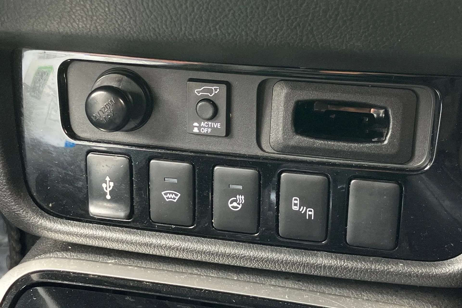 2019 MITSUBISHI OUTLANDER 2019 MITSUBISHI OUTLANDER