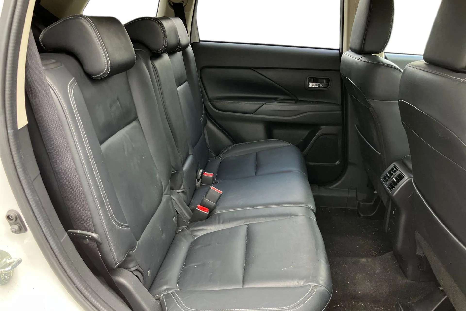2019 MITSUBISHI OUTLANDER 2019 MITSUBISHI OUTLANDER