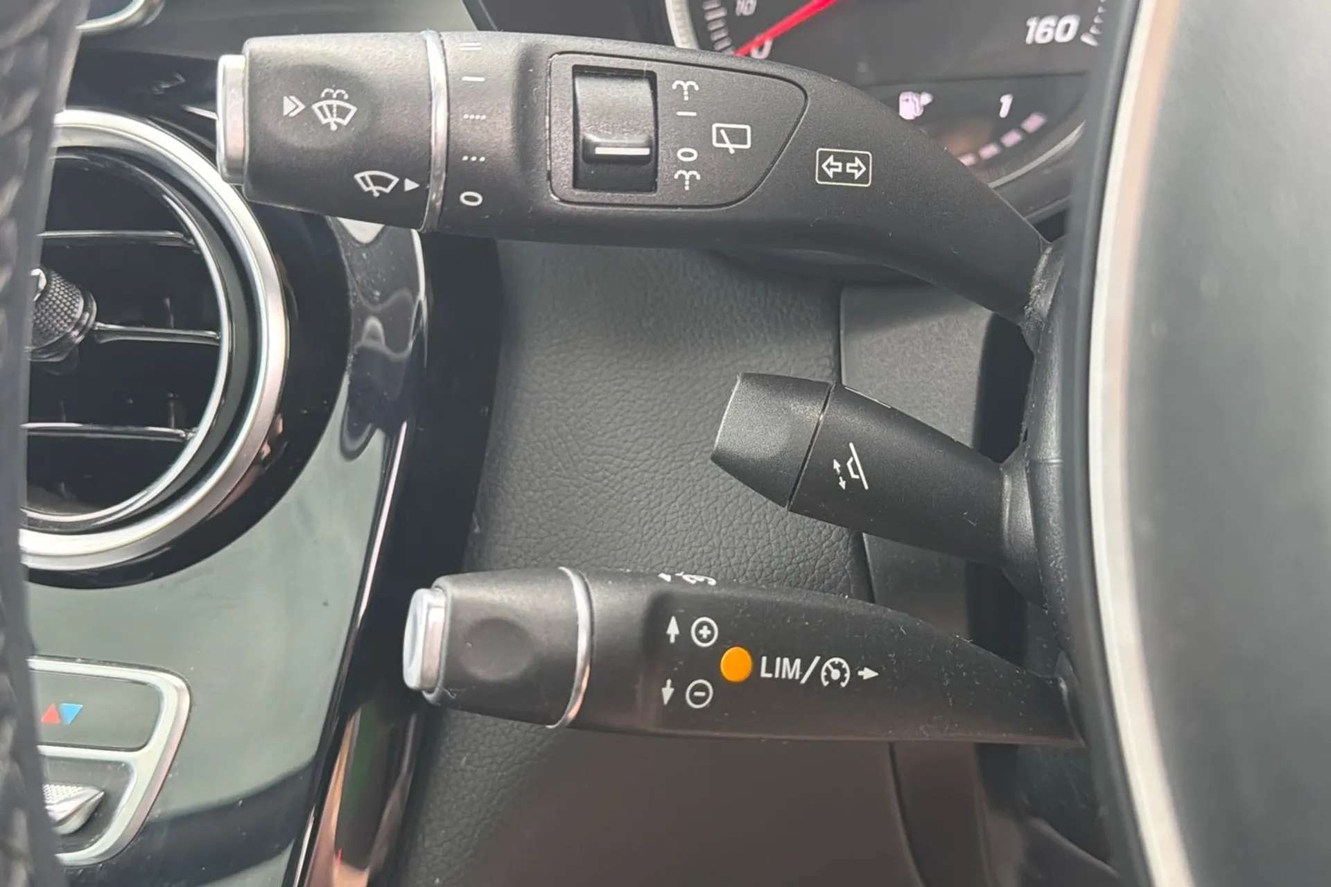 2019 MERCEDES-BENZ GLC 2019 MERCEDES-BENZ GLC