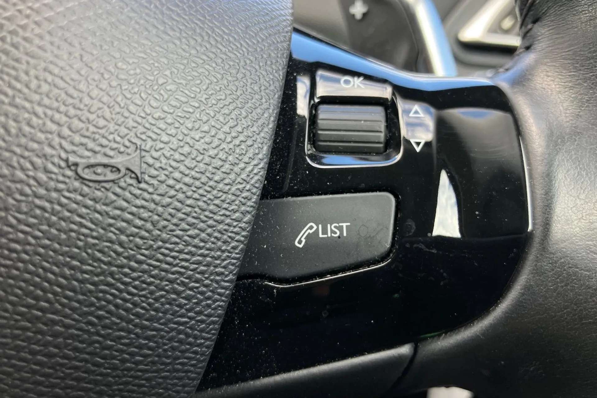 2021 PEUGEOT 308 2021 PEUGEOT 308