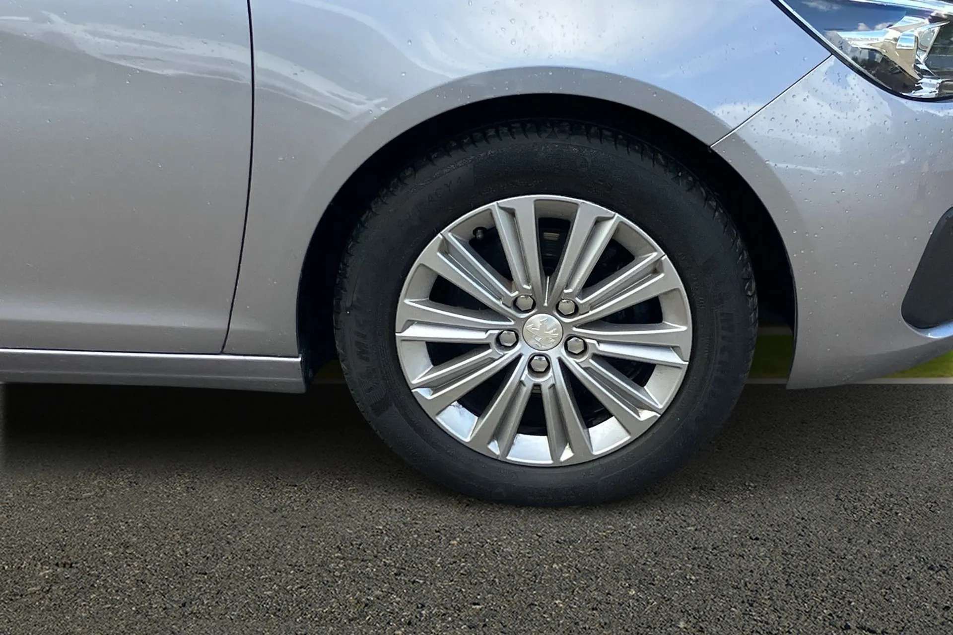 2021 PEUGEOT 308 2021 PEUGEOT 308