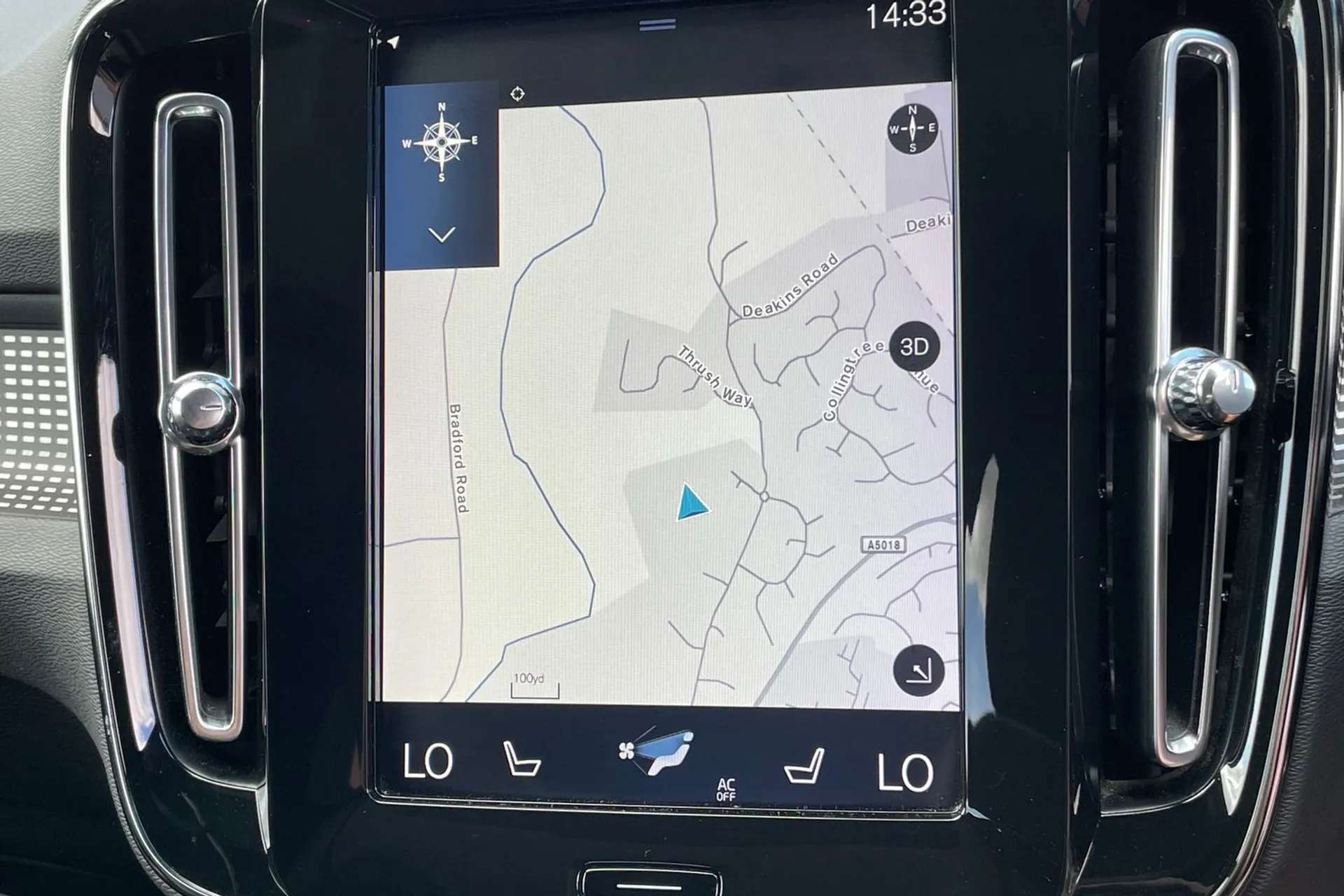 2019 VOLVO XC40 2019 VOLVO XC40