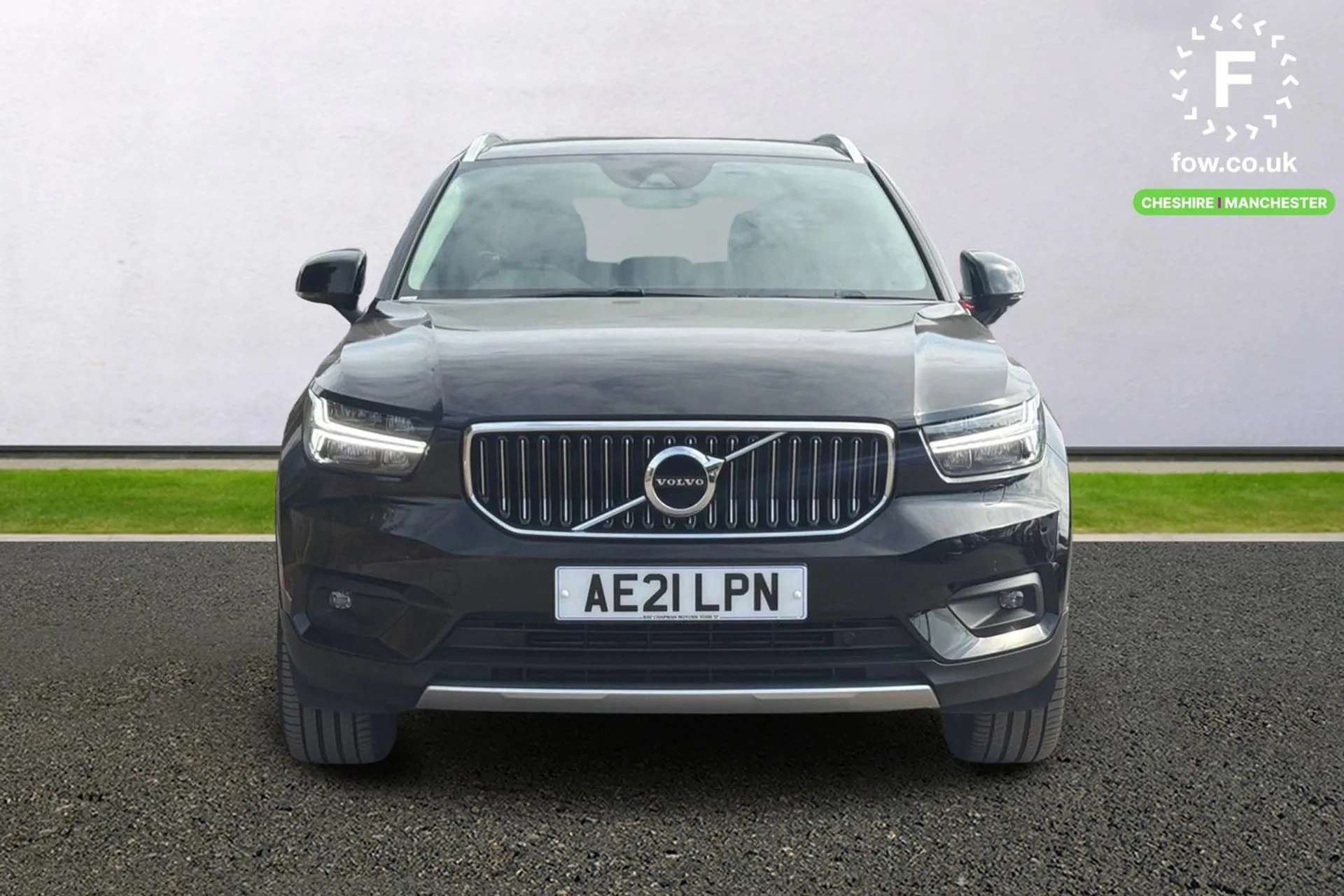 2021 VOLVO XC40 2021 VOLVO XC40