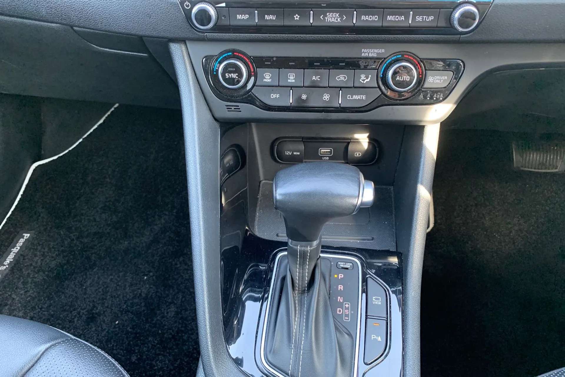 2022 KIA NIRO 2022 KIA NIRO