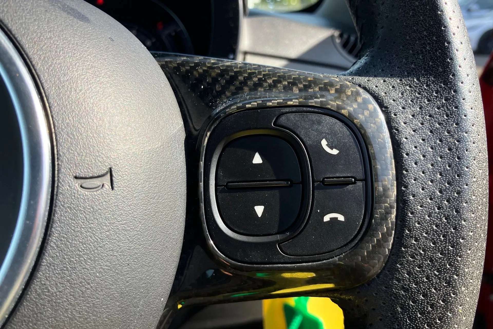 2020 ABARTH 595 2020 ABARTH 595