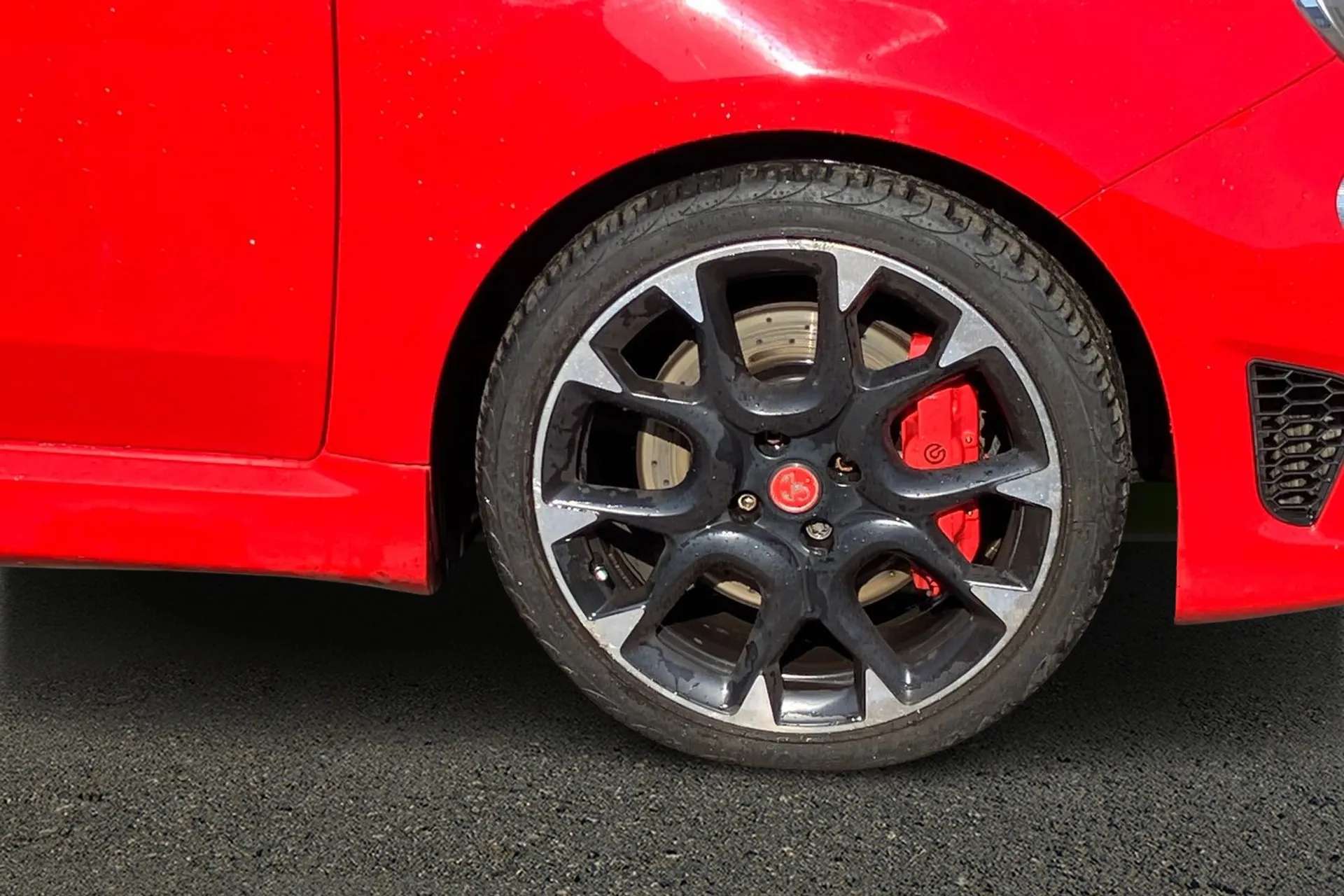 2020 ABARTH 595 2020 ABARTH 595
