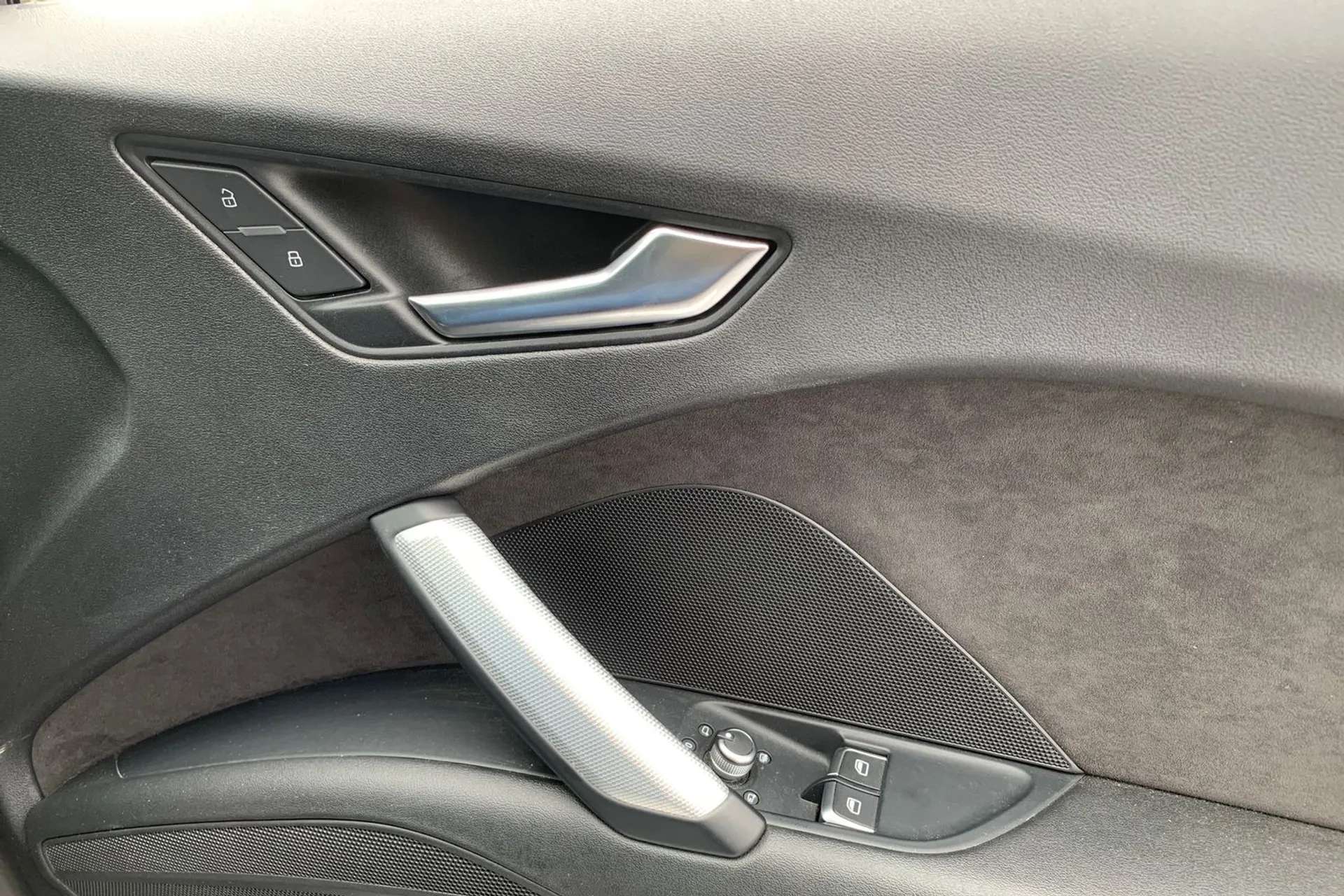 2019 AUDI TT 2019 AUDI TT