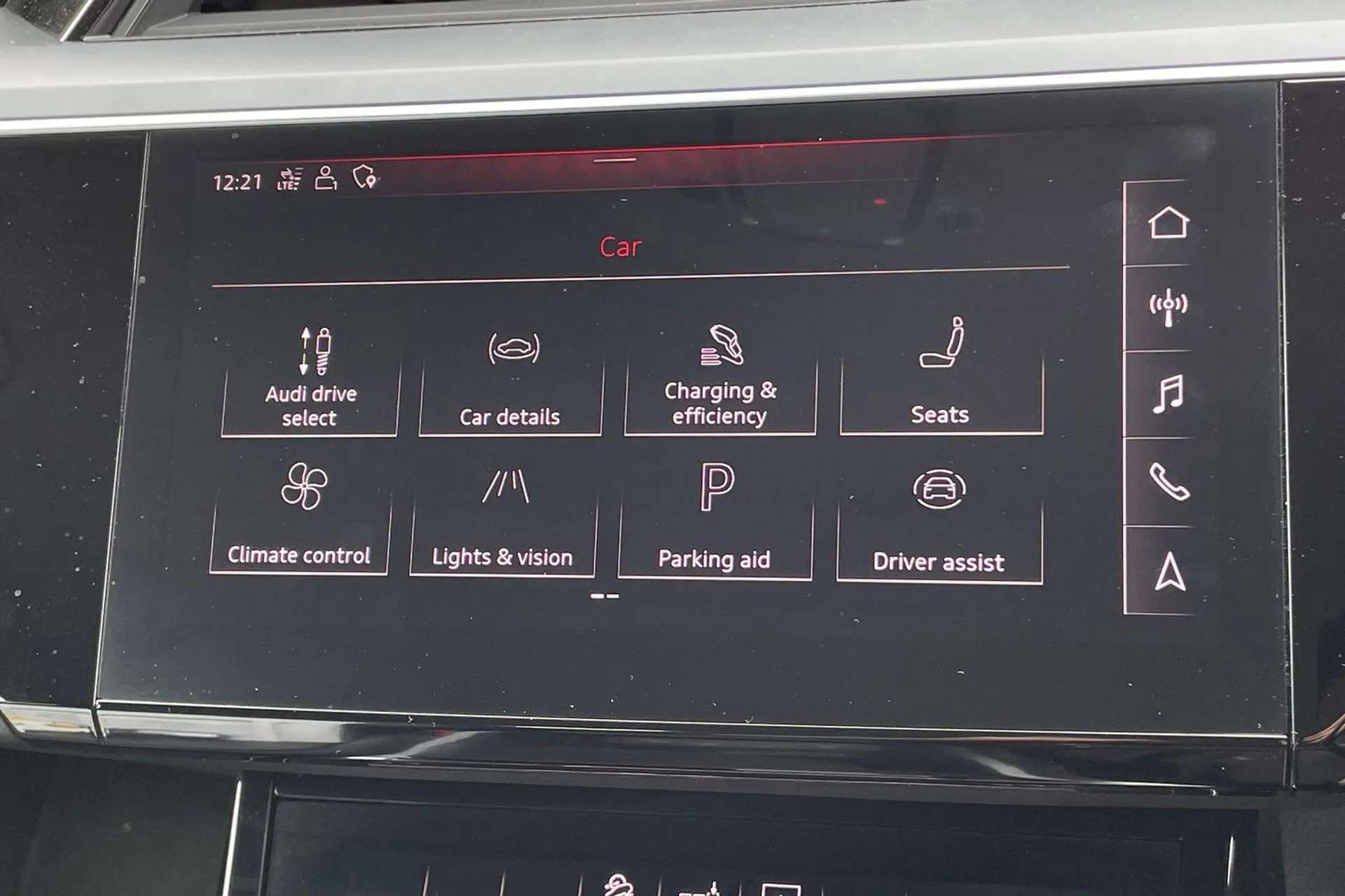 2020 AUDI E-TRON 2020 AUDI E-TRON
