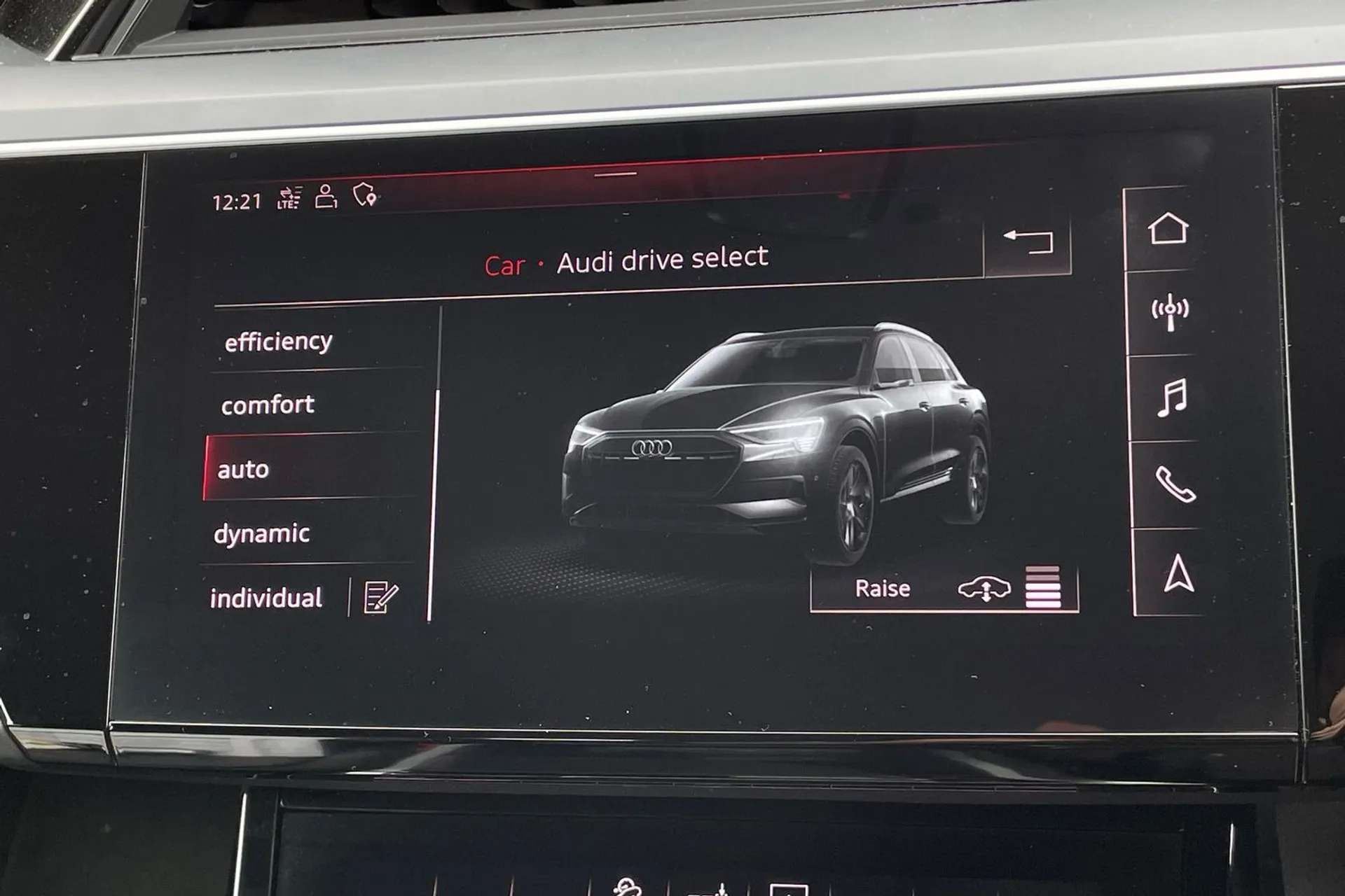 2020 AUDI E-TRON 2020 AUDI E-TRON