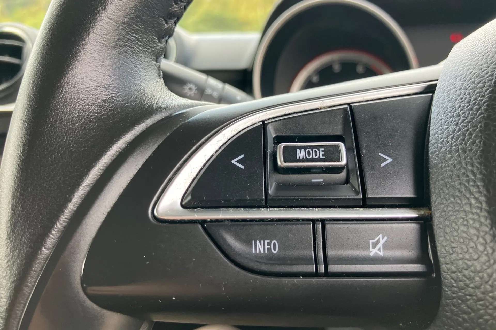 2018 SUZUKI SWIFT 2018 SUZUKI SWIFT
