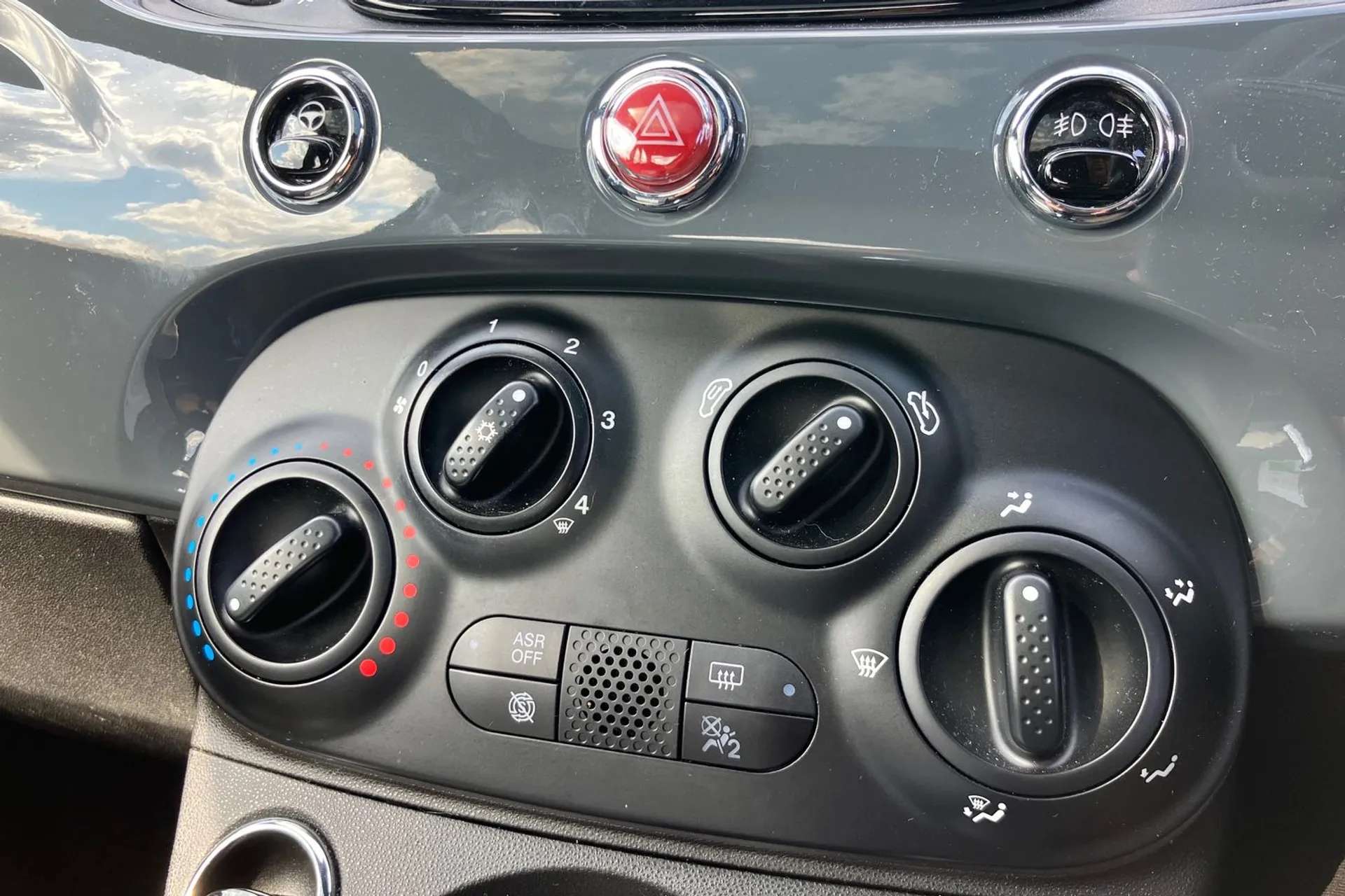 2020 FIAT 500 2020 FIAT 500