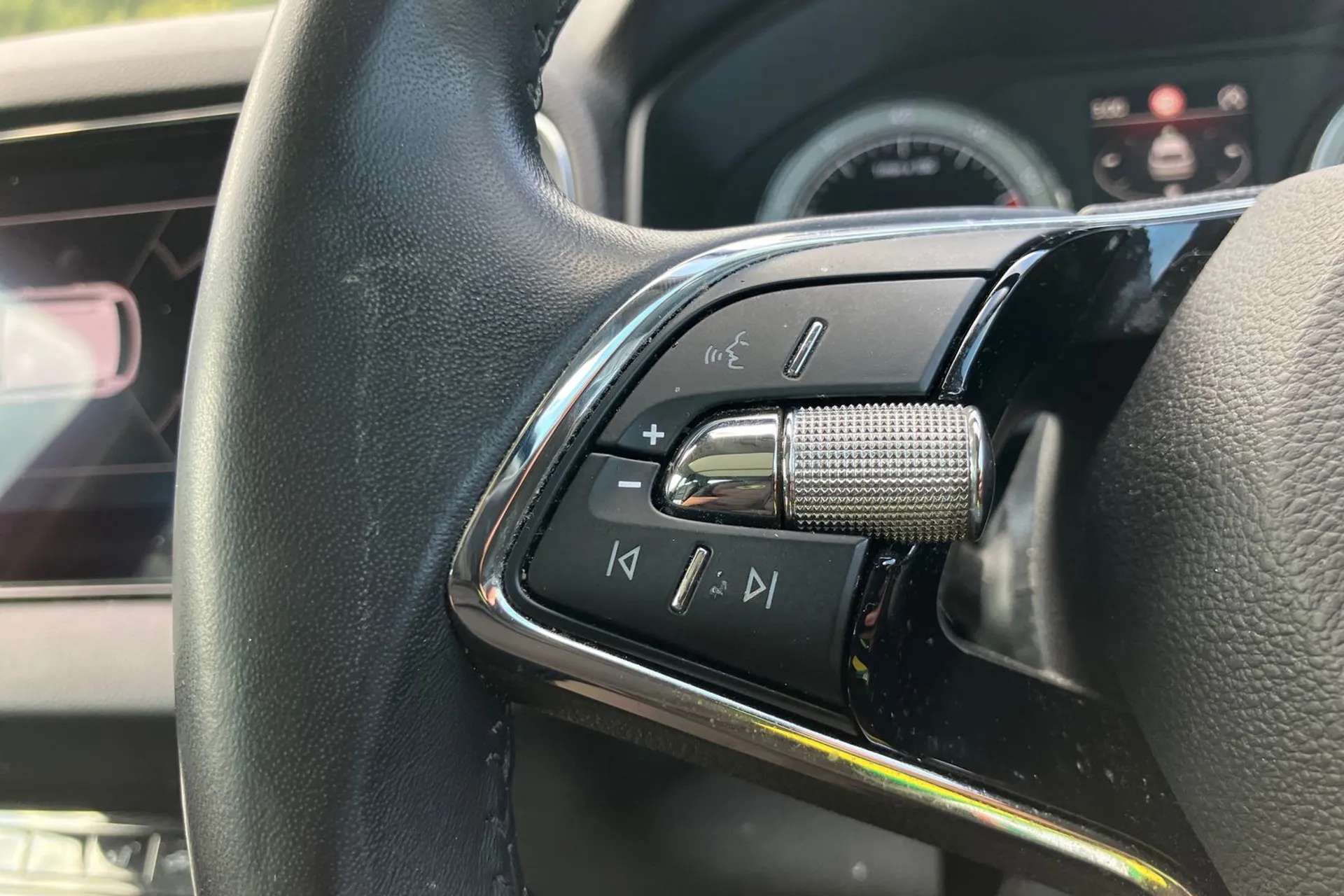 2021 SKODA KAROQ 2021 SKODA KAROQ