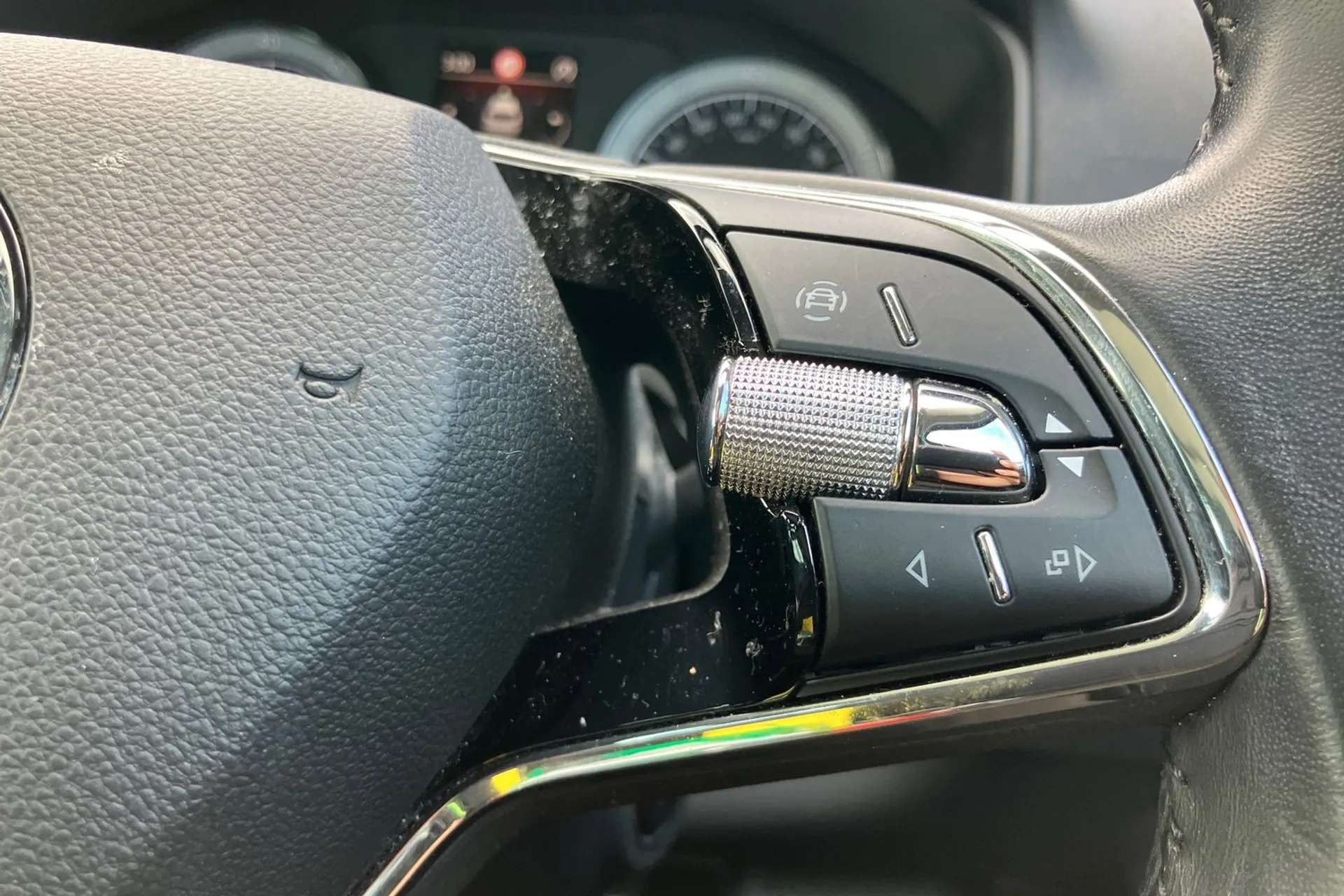 2021 SKODA KAROQ 2021 SKODA KAROQ