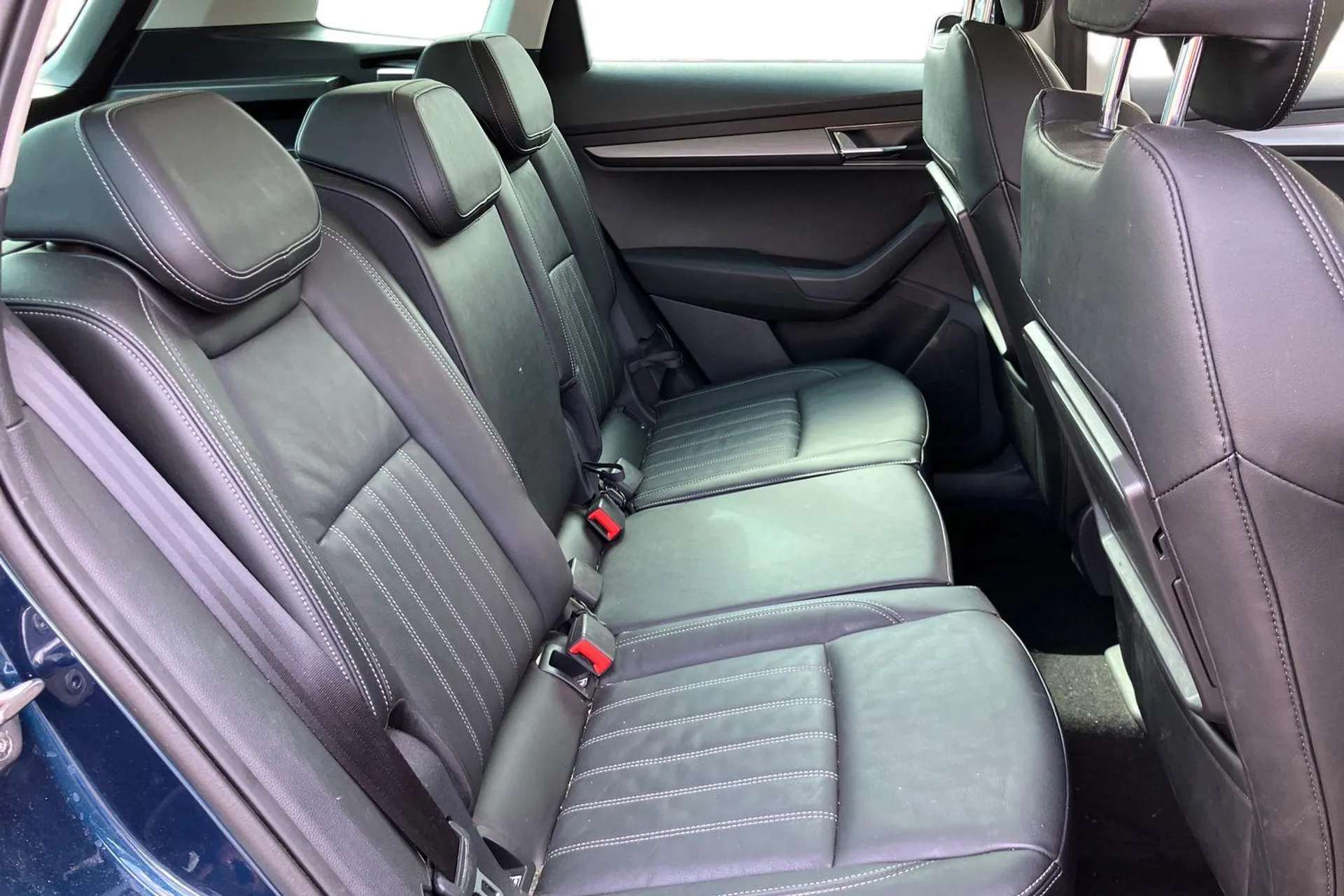 2021 SKODA KAROQ 2021 SKODA KAROQ