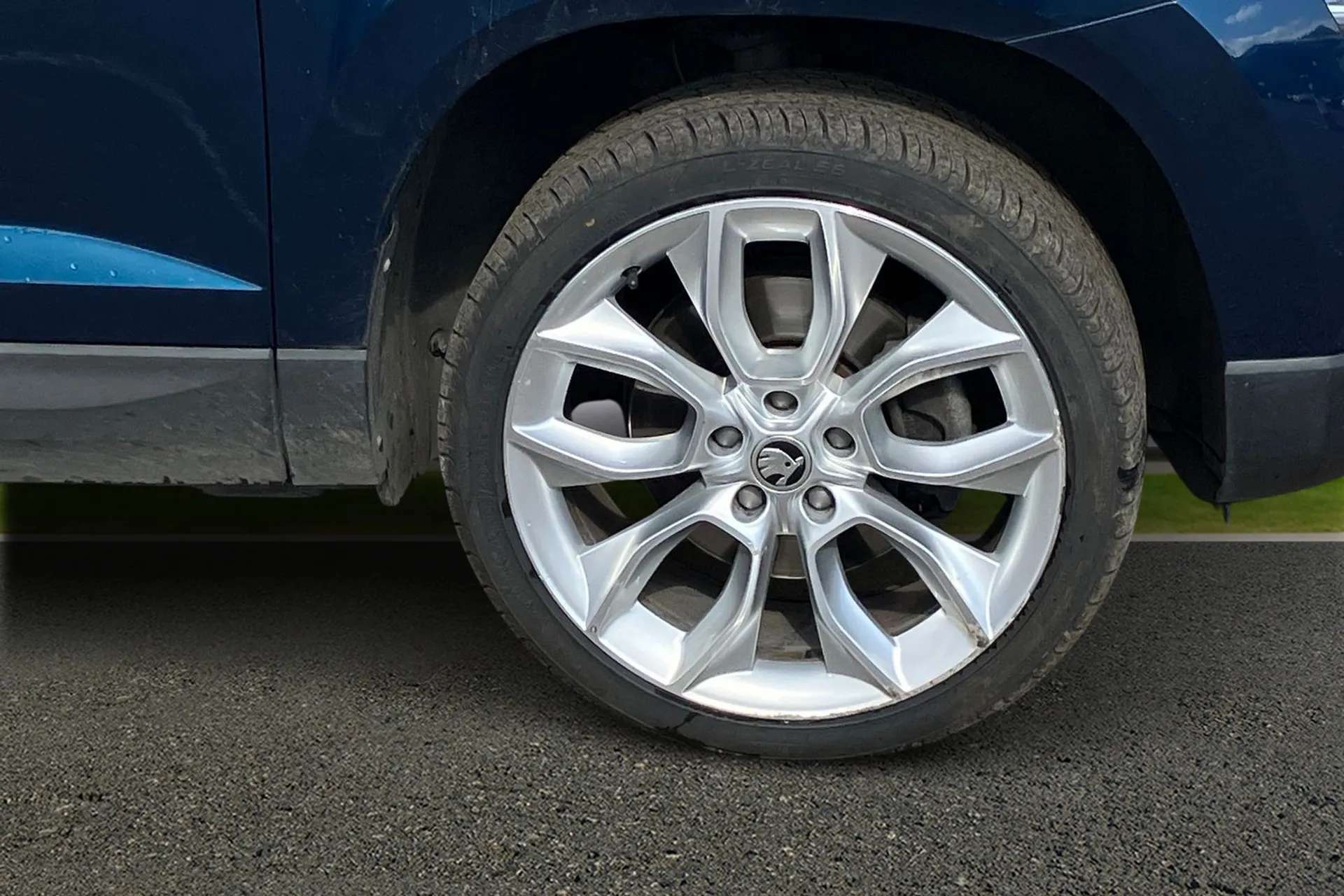 2021 SKODA KAROQ 2021 SKODA KAROQ