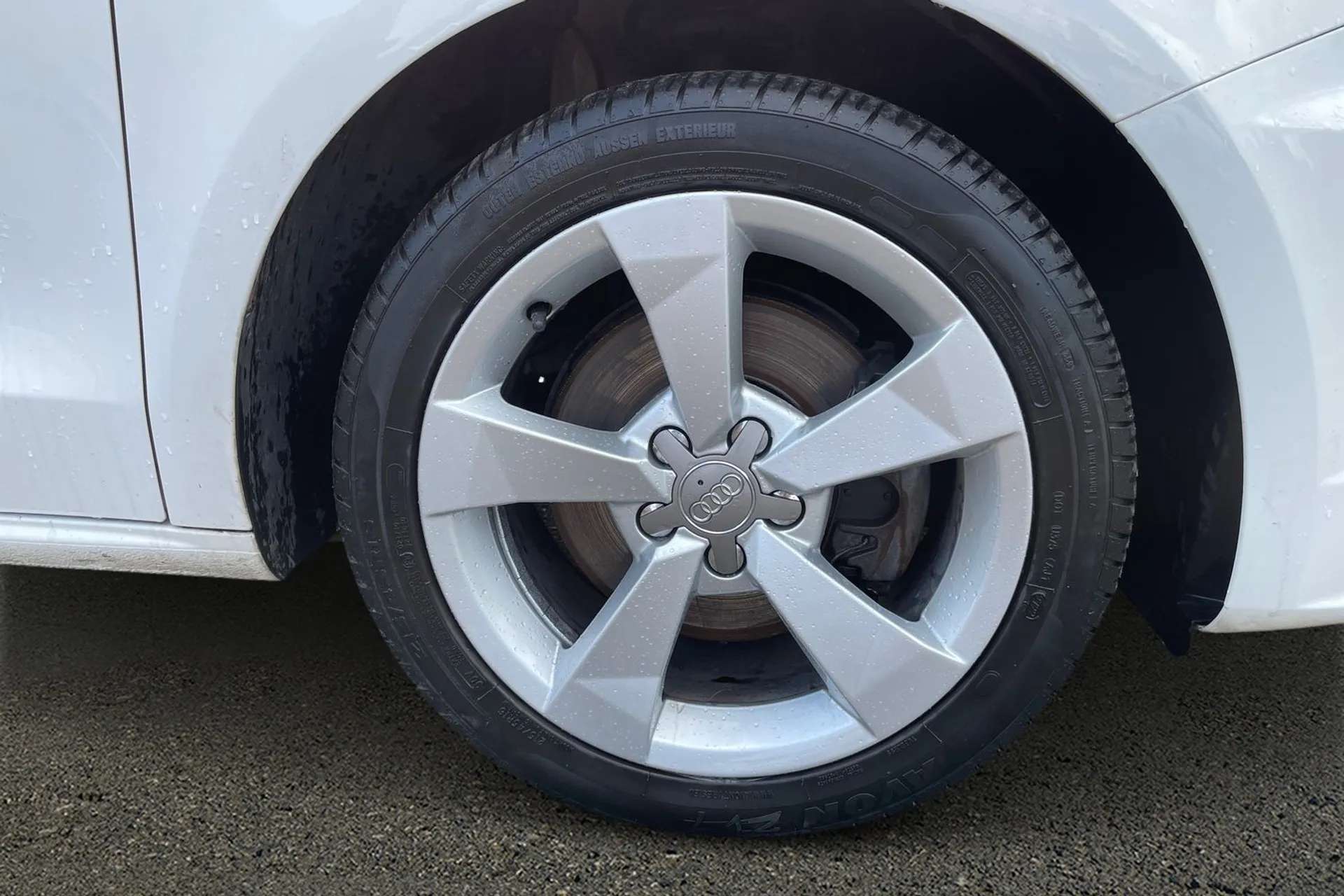 2016 AUDI A1 2016 AUDI A1